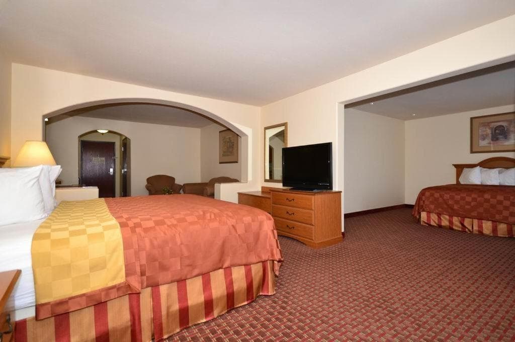Best Western Casa Villa Suites gallery photo in Harlingen, TX — image 7