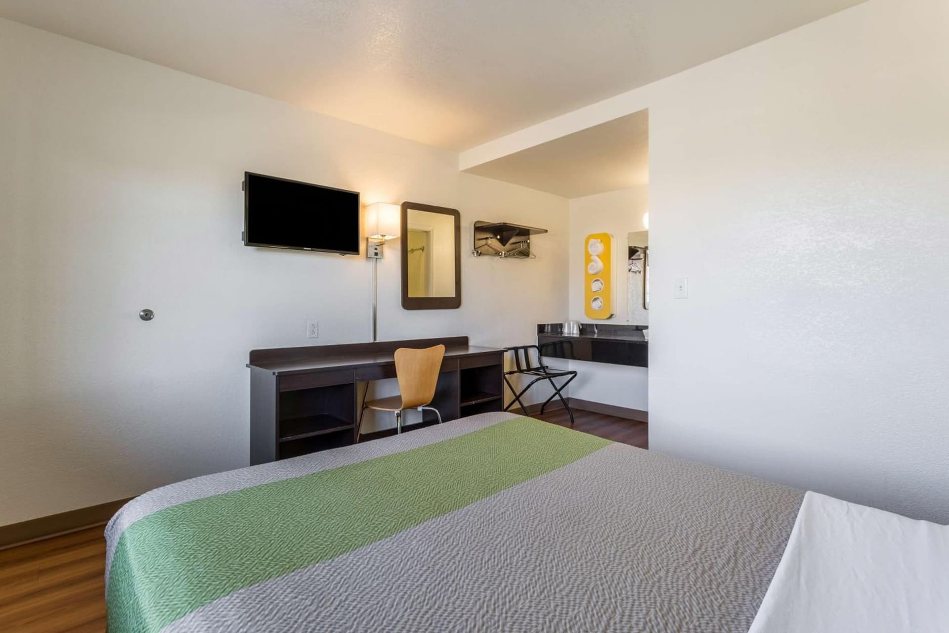 Motel 6-El Paso, TX - East gallery photo in El Paso, TX — image 26
