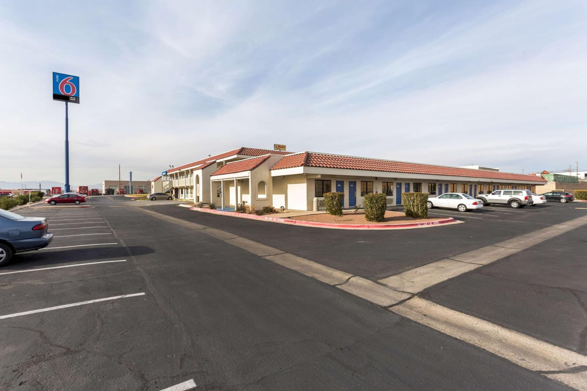 Motel 6-El Paso, TX - East property views in El Paso, TX — gallery photo 3