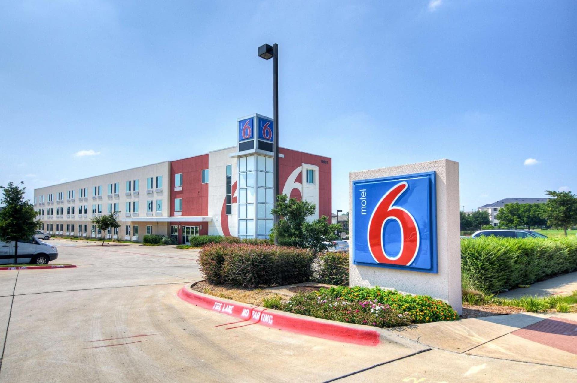 Motel 6-Roanoke, TX - Northlake - Speedway — hotel in Roanoke, Texas