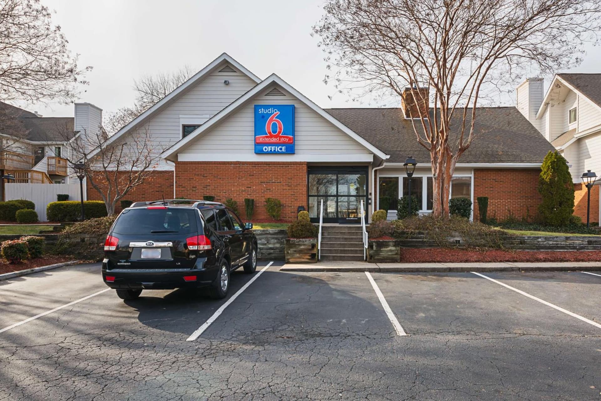 Studio 6 Extended Stay - Greensboro, NC exterior or lobby in Greensboro, NC — main listing photo