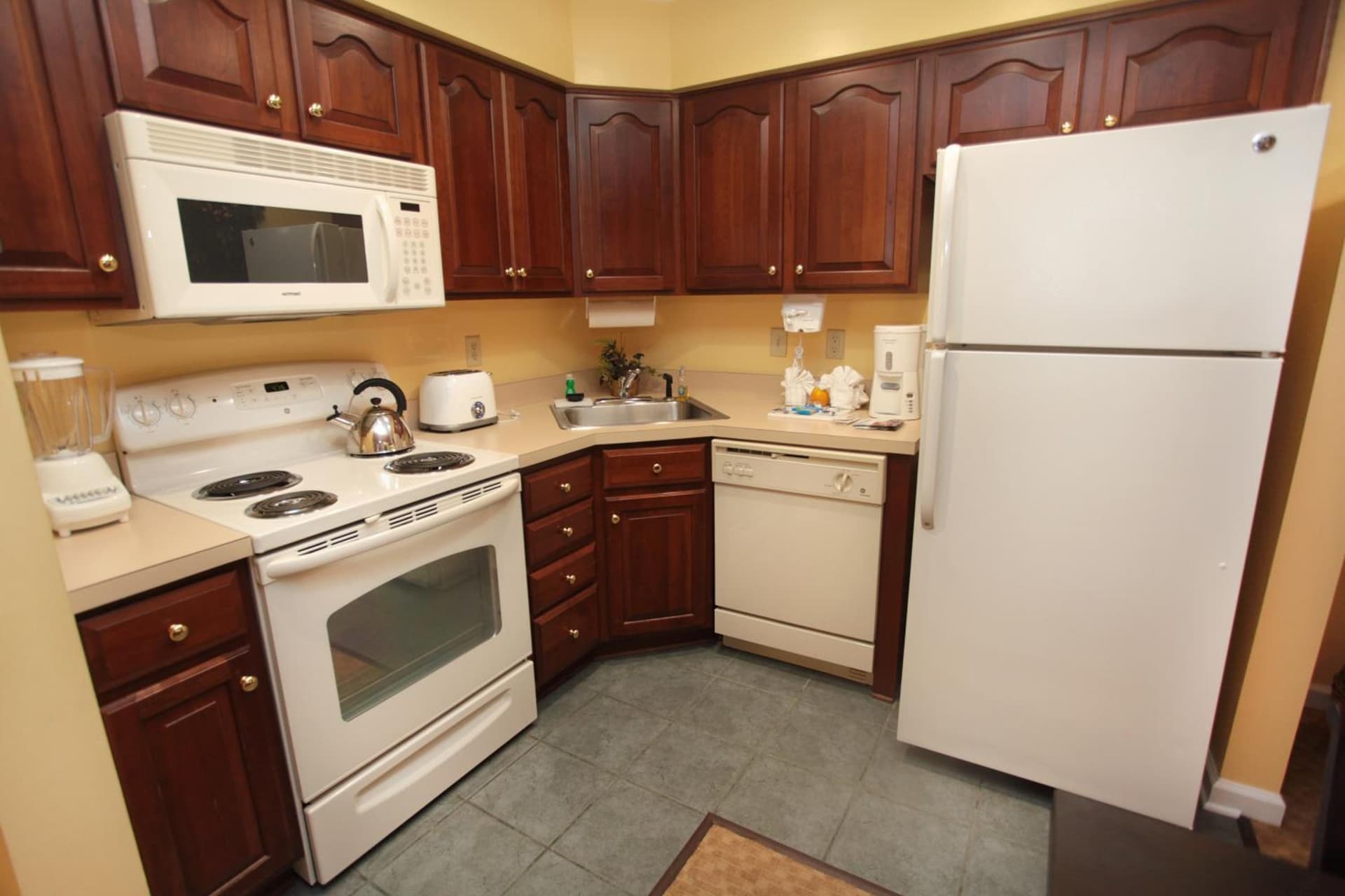 Vacation Village at Williamsburg interior in Williamsburg, VA — gallery photo 2