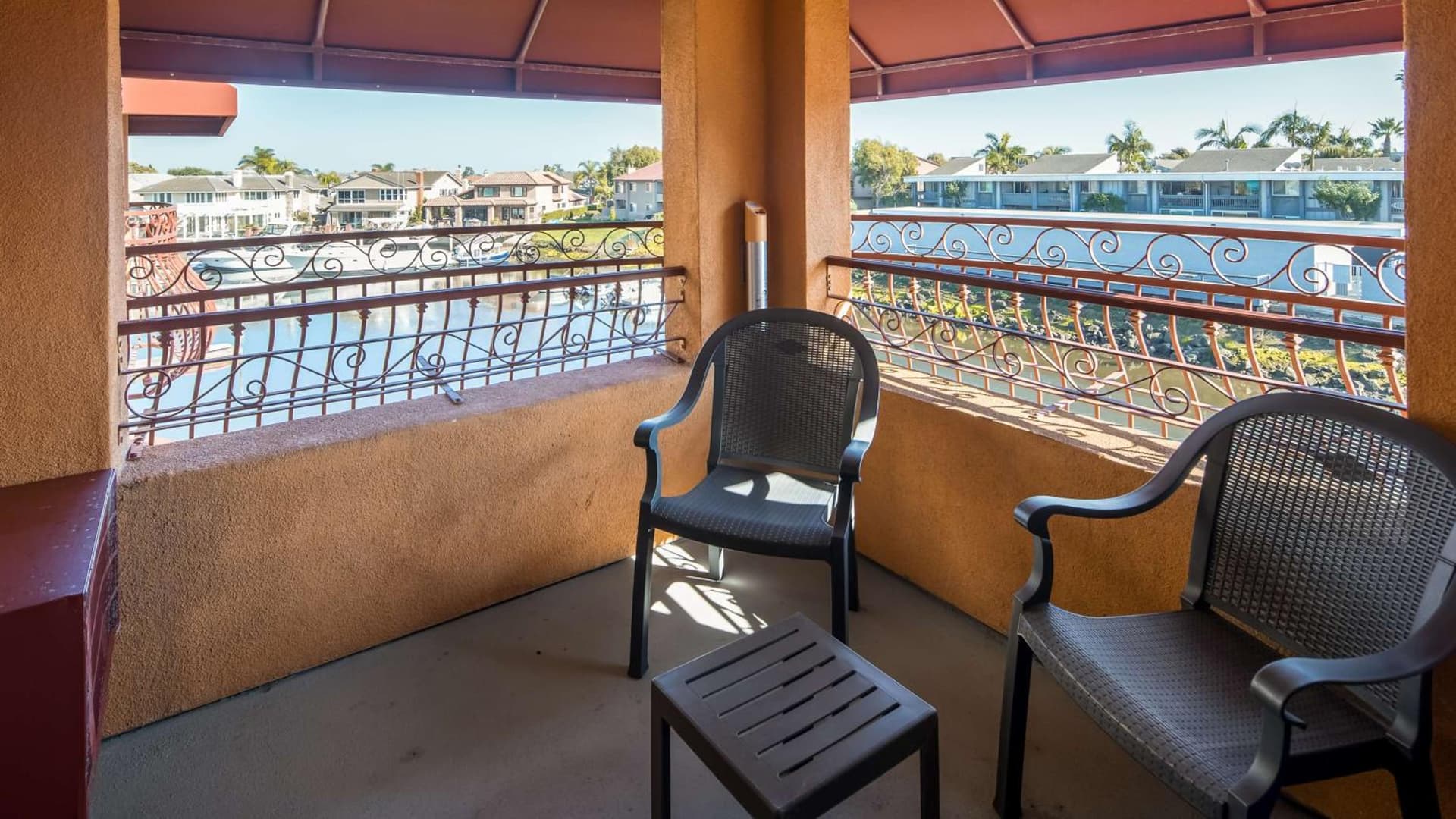 Best Western Harbour Inn & Suites Huntington - Sunset Beach gallery photo in Huntington Beach, CA — image 13