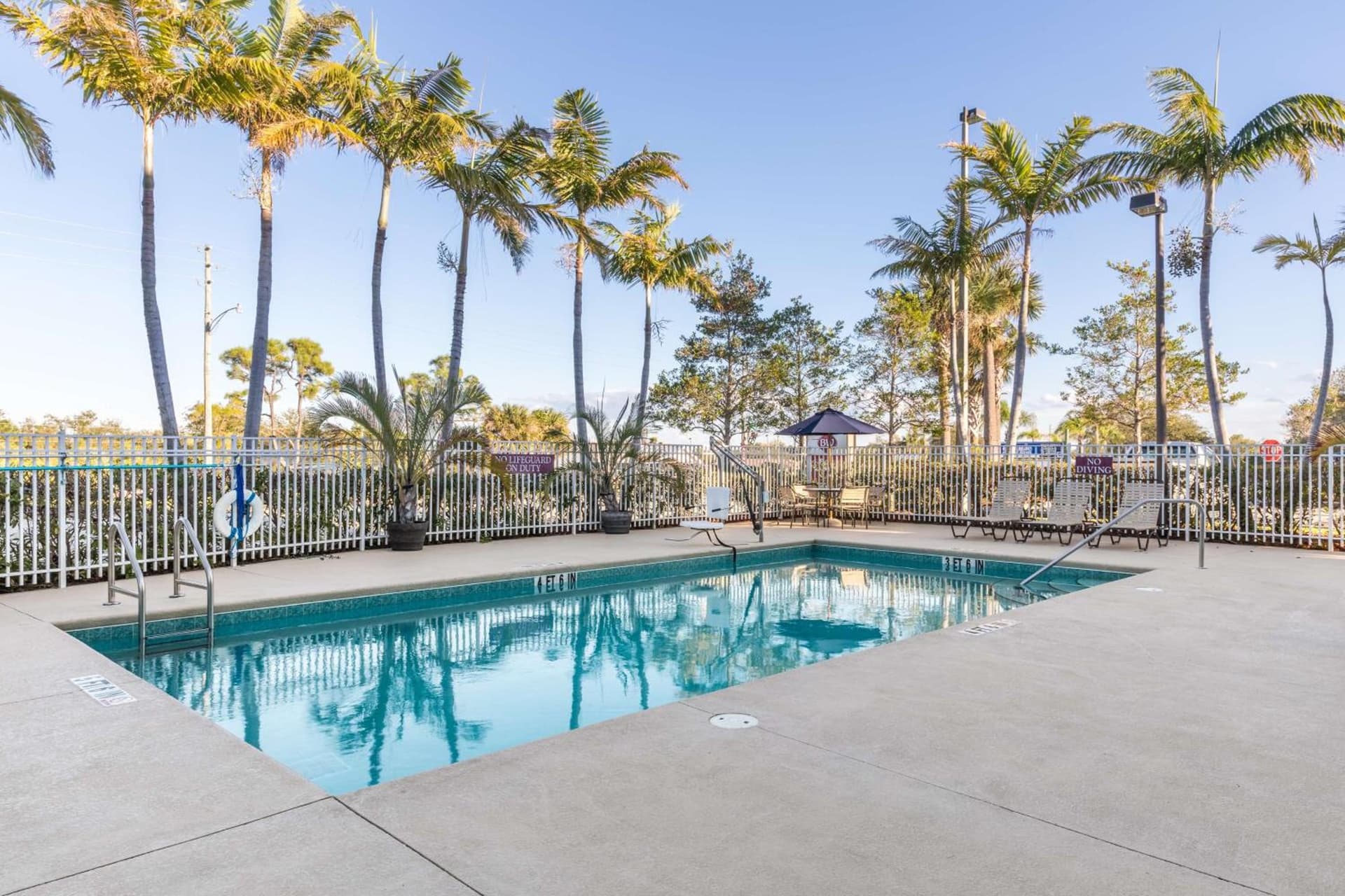 Best Western Plus Sebastian Hotel & Suites gallery photo in Sebastian, FL — image 122