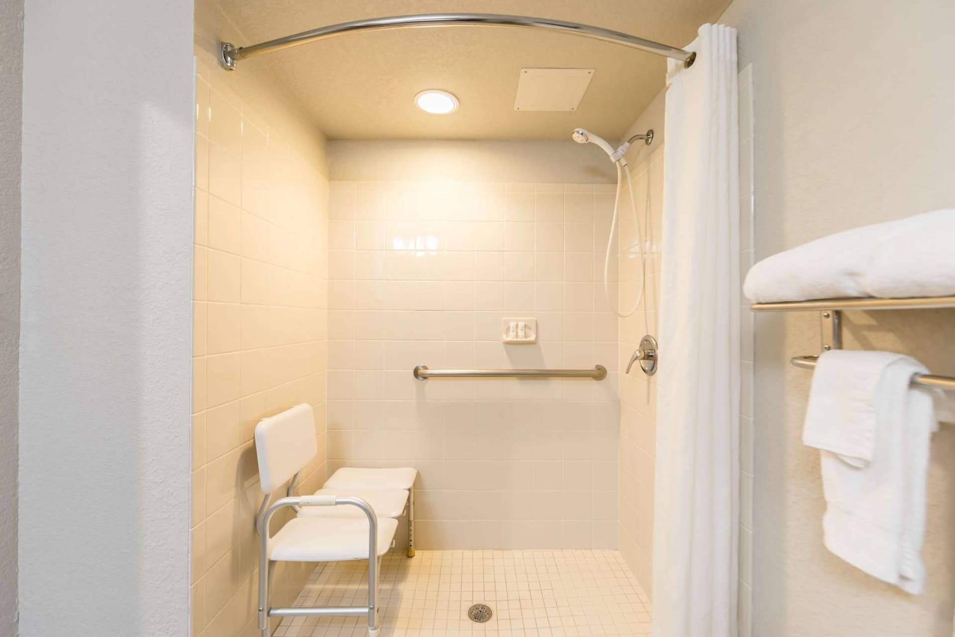 Best Western Plus Sebastian Hotel & Suites gallery photo in Sebastian, FL — image 64