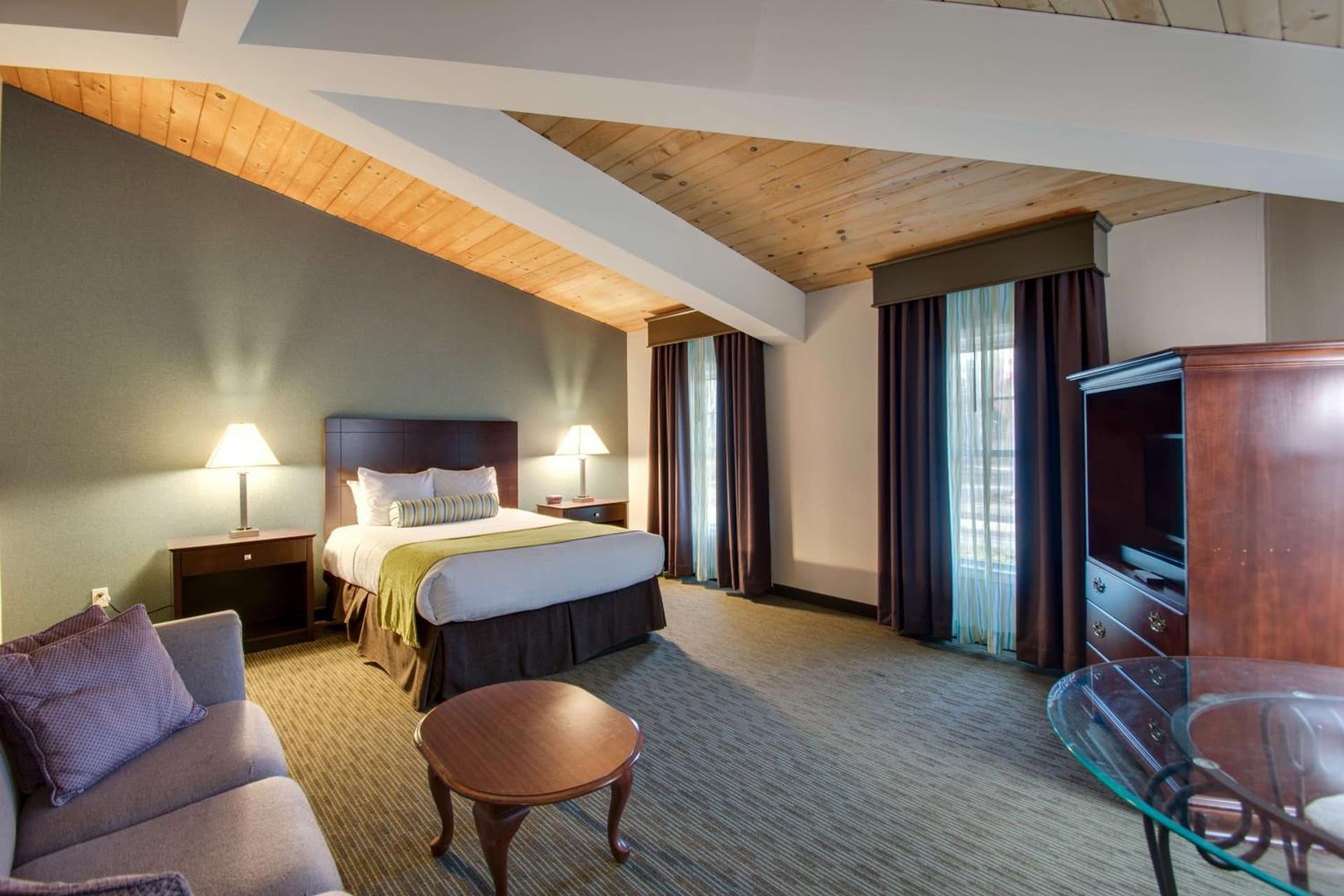 Best Western Plus, The Inn at Hampton gallery photo in Hampton, NH — image 9