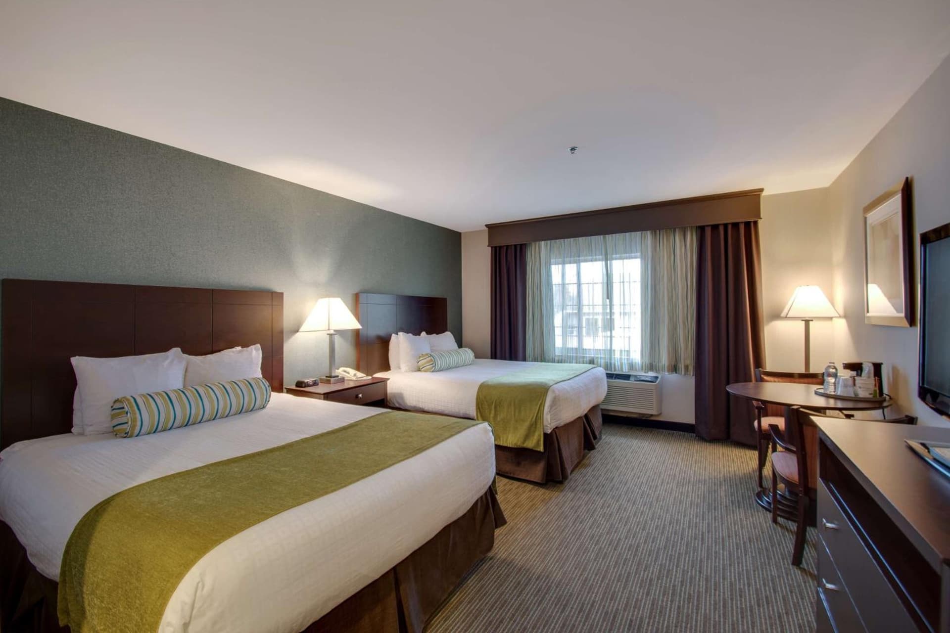 Best Western Plus, The Inn at Hampton gallery photo in Hampton, NH — image 15