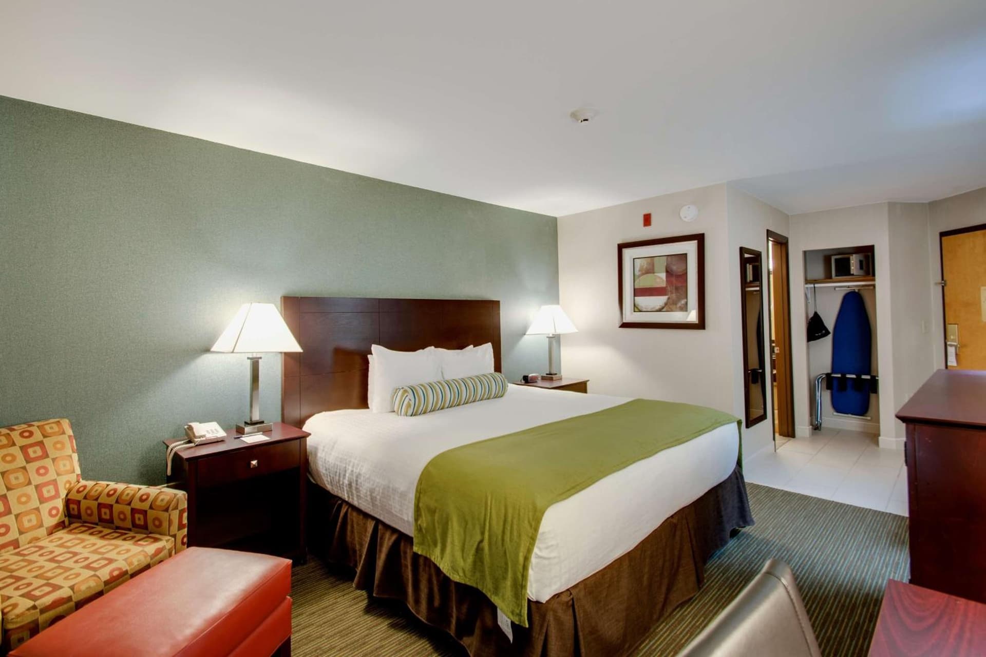 Best Western Plus, The Inn at Hampton gallery photo in Hampton, NH — image 11