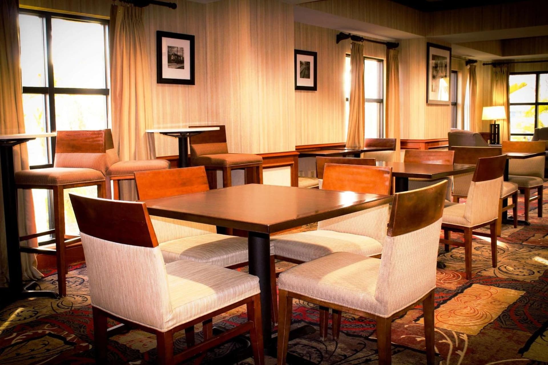 Best Western Plus Arrowhead Hotel property views in Colton, CA — gallery photo 3