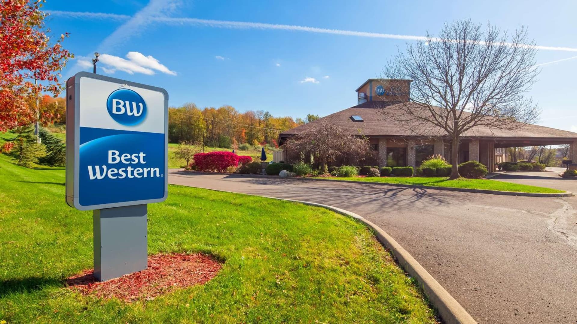 Best Western Richland Inn Mansfield featured exterior or lobby in Mansfield, OH — similar hotel
