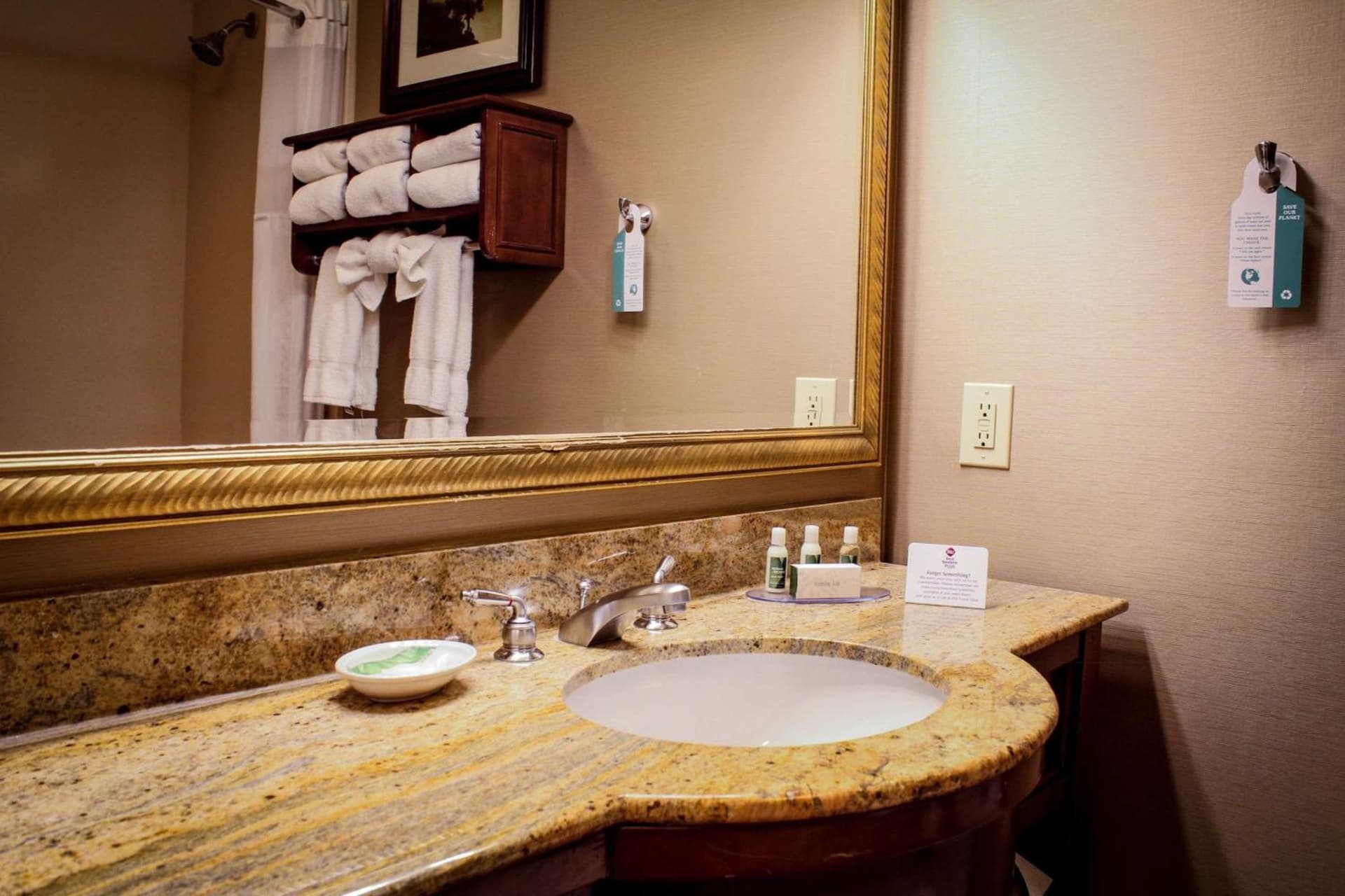 Best Western Plus Arrowhead Hotel gallery photo in Colton, CA — image 24