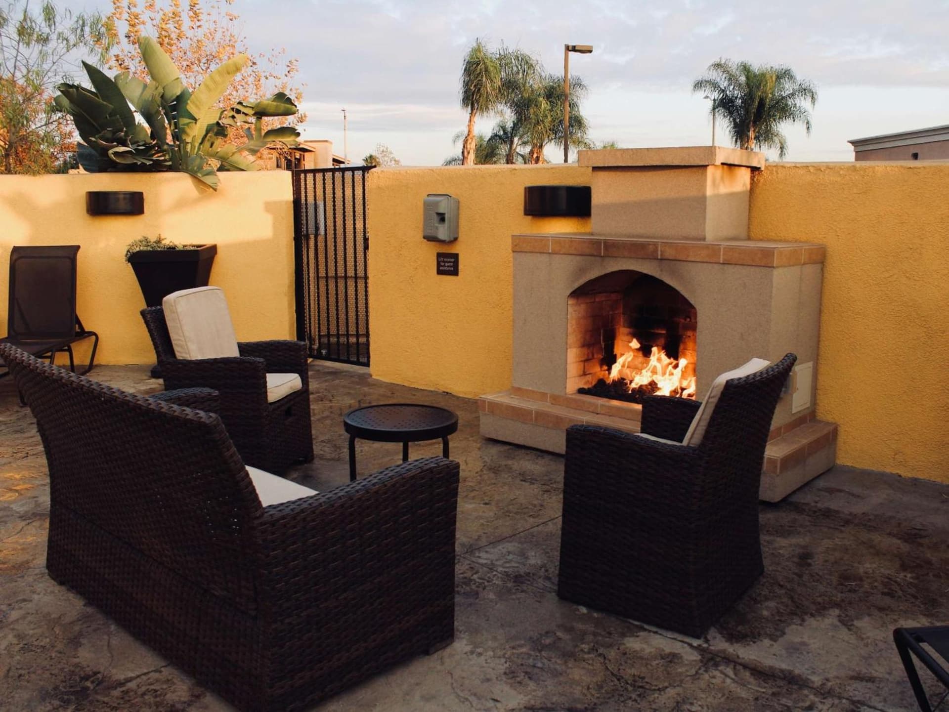 Best Western Plus Arrowhead Hotel gallery photo in Colton, CA — image 17