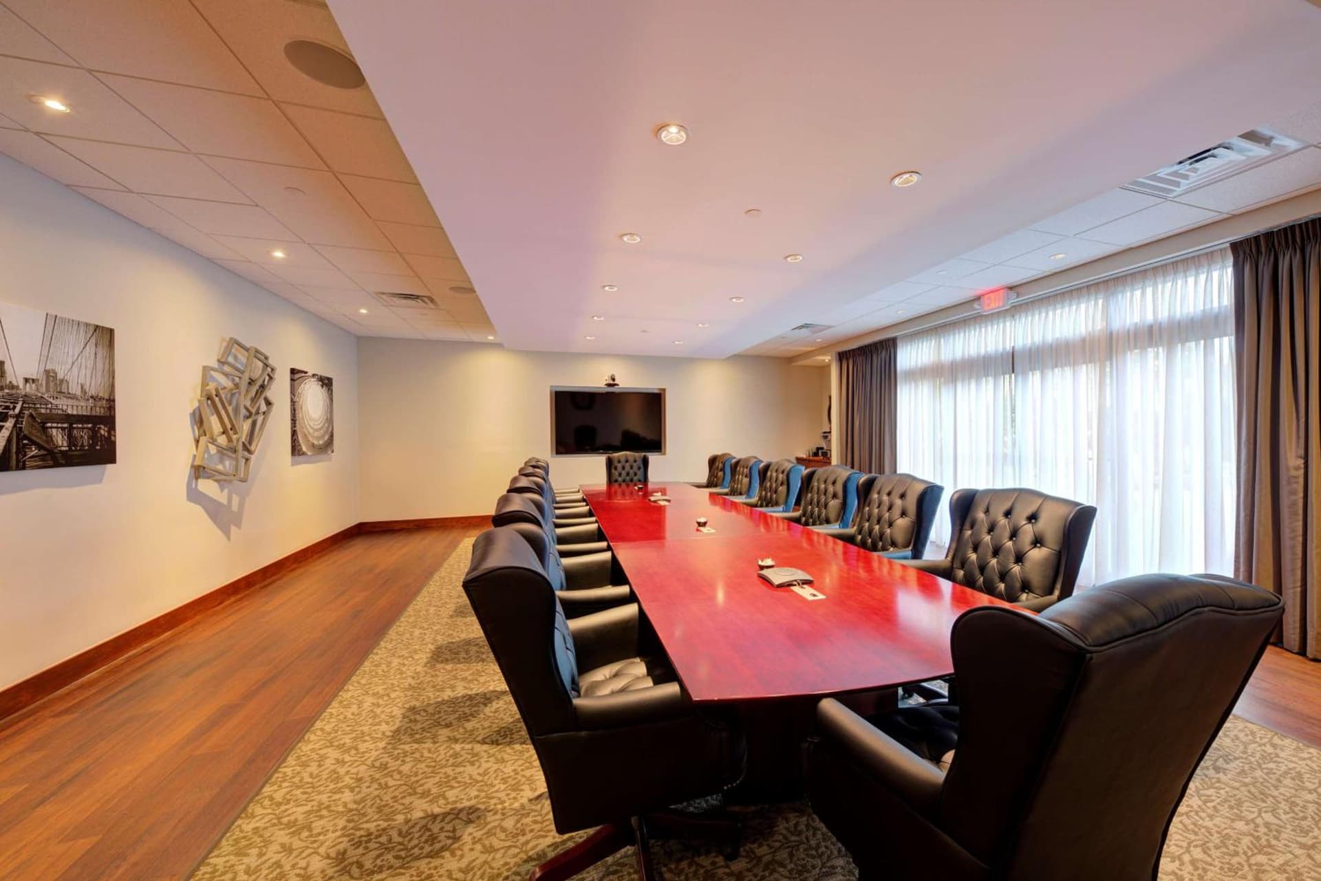 Heritage Hotel, Golf & Conference Center property views in Southbury, CT — gallery photo 3