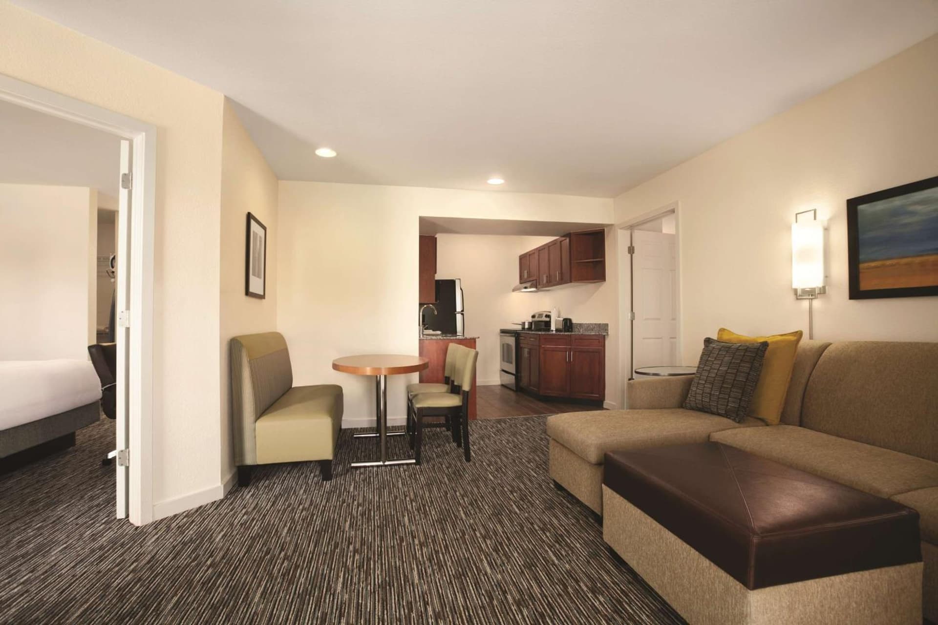 Hyatt House Pleasanton gallery photo in Pleasanton, CA — image 6