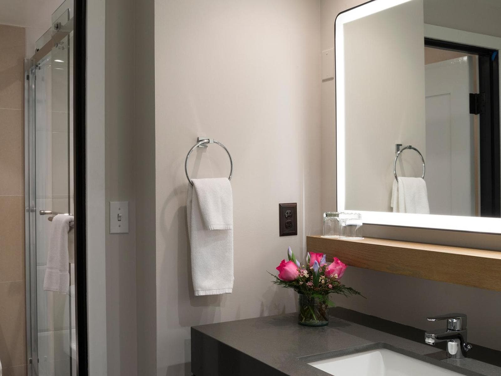 Heathman Hotel interior in Portland, OR — gallery photo 2