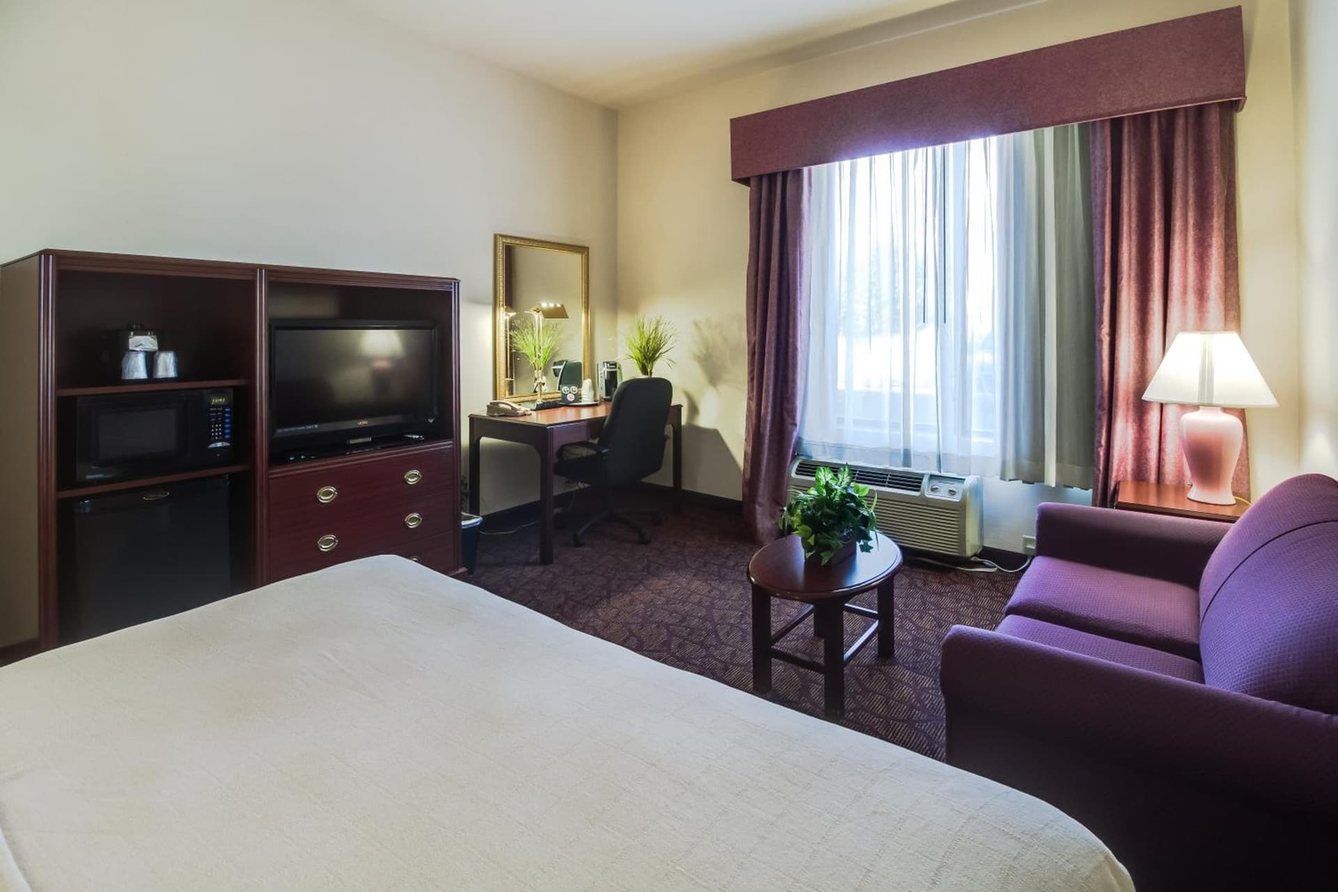 Spark by Hilton Amarillo East interior in Amarillo, TX — gallery photo 2