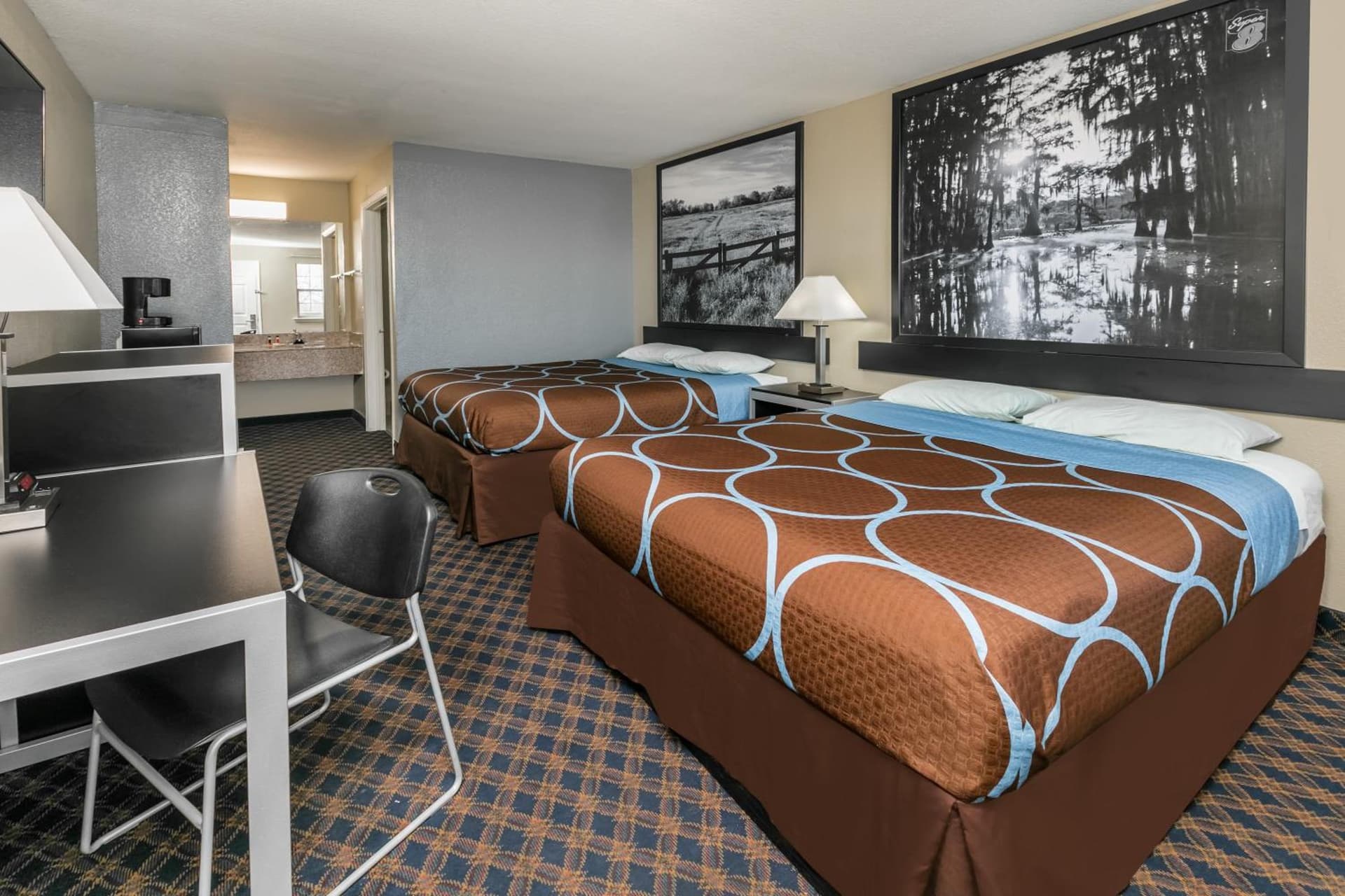 Super 8 by Wyndham Arlington Near AT&T Stadium property views in Arlington, TX — gallery photo 3