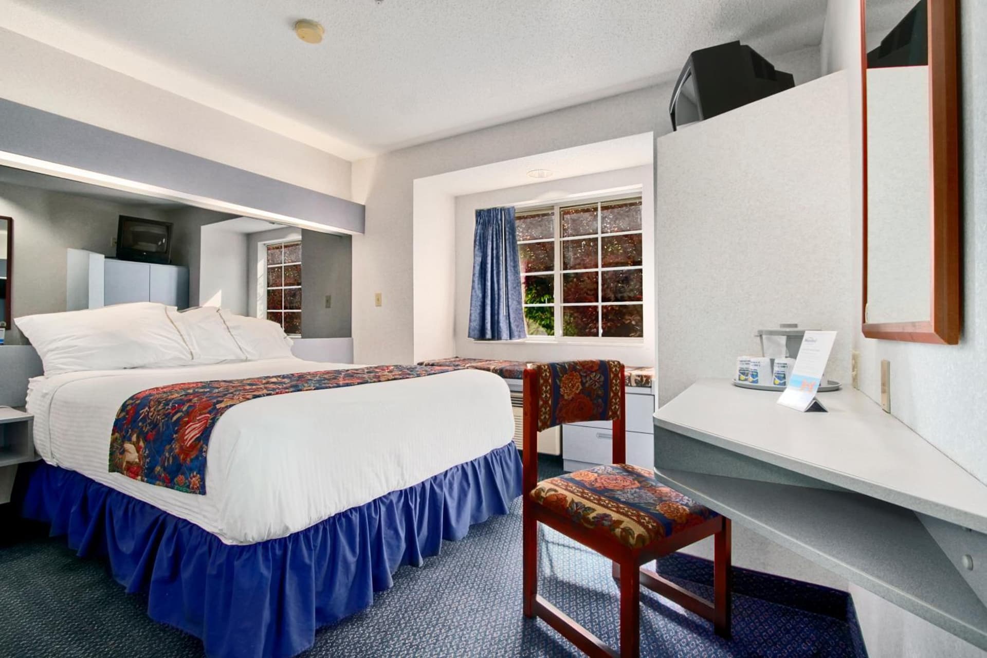 Microtel Inn & Suites by Wyndham Hagerstown by I-81 gallery photo in Hagerstown, MD — image 16
