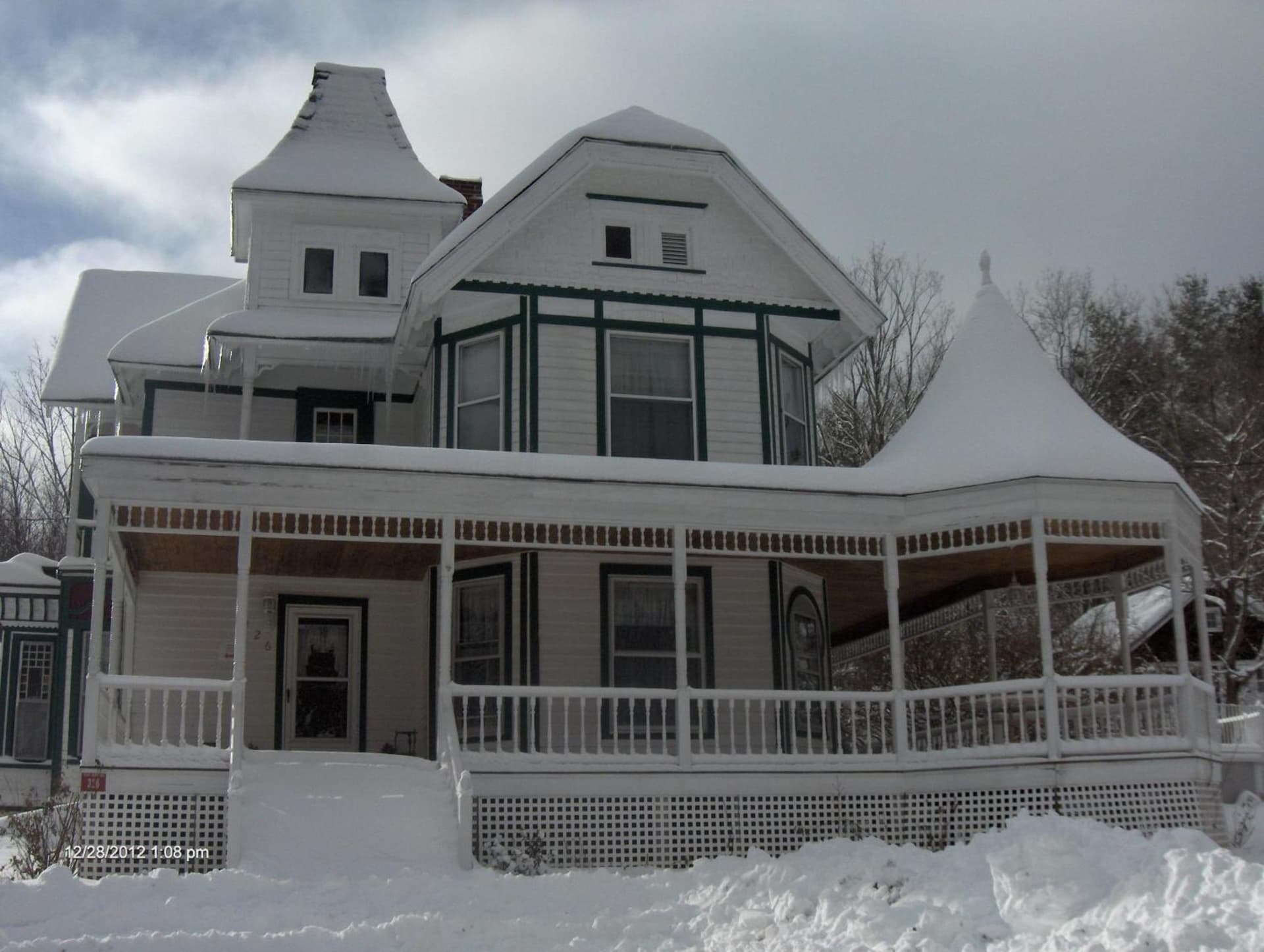Antique Rose Inn Windham gallery photo in Windham — image 51