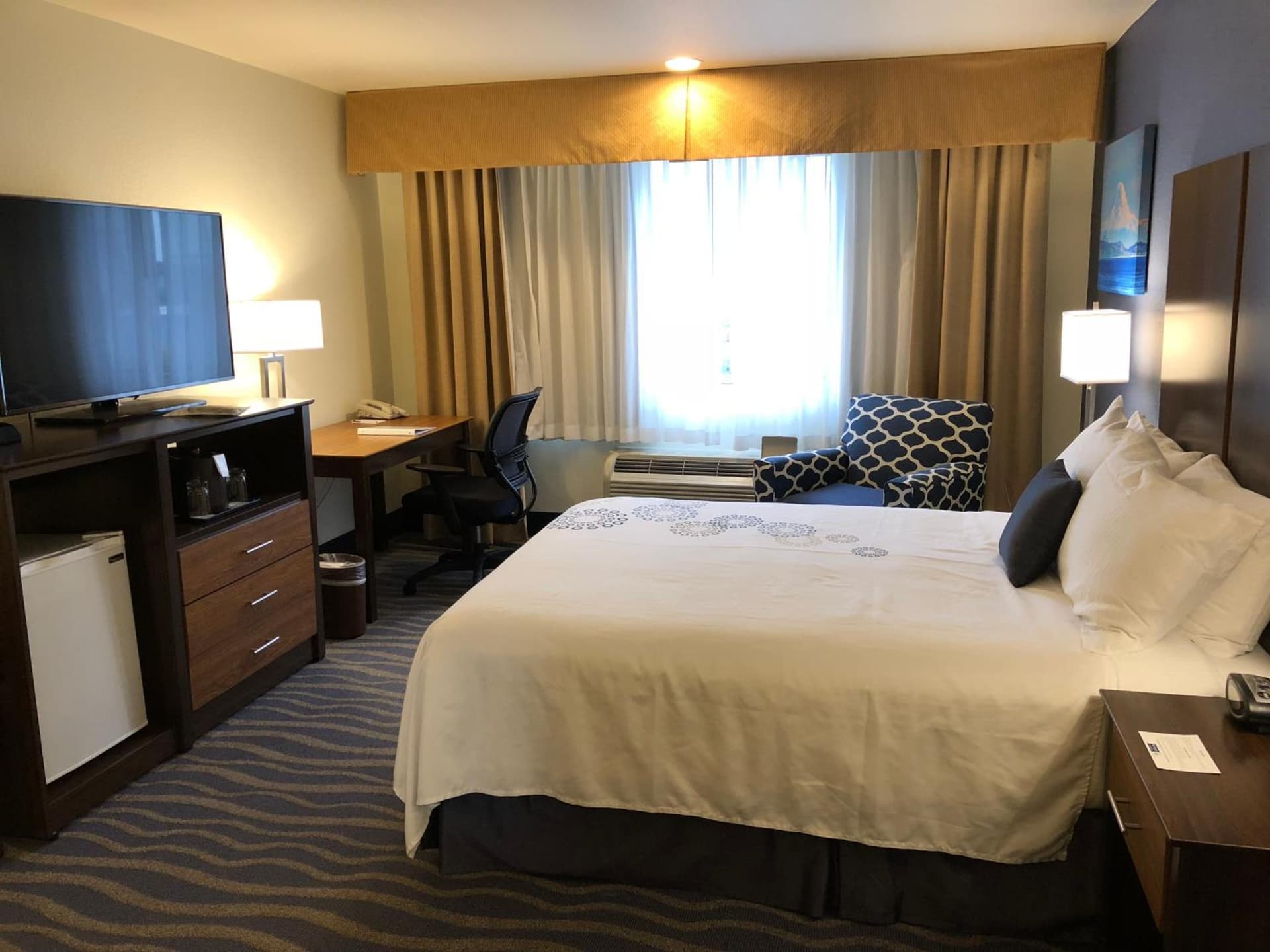 Best Western Plus Edmonds Harbor Inn gallery photo in Edmonds, WA — image 13