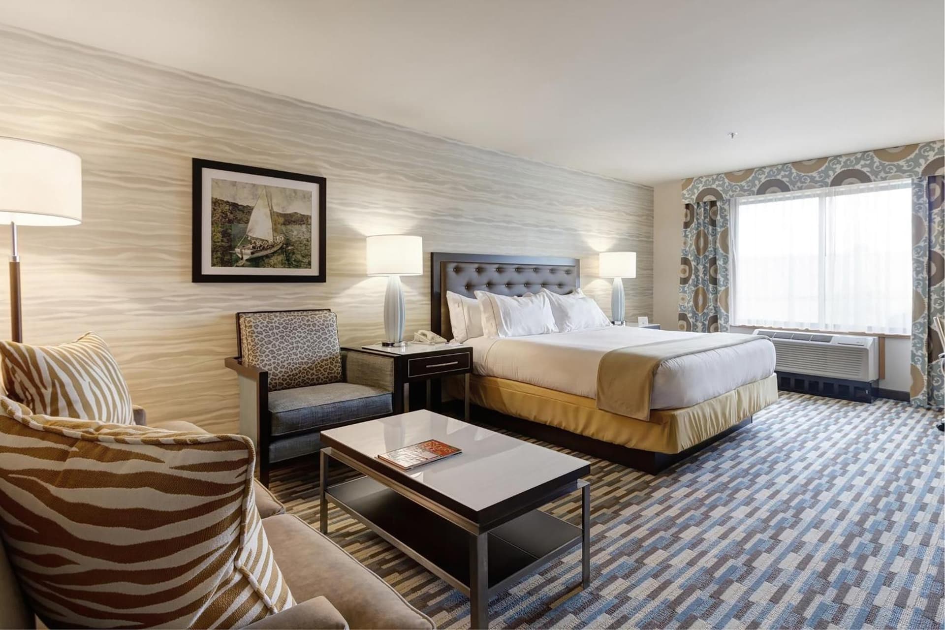 Holiday Inn Express Hotel & Suites Warwick-Providence Airport by IHG interior in Warwick, RI — gallery photo 2