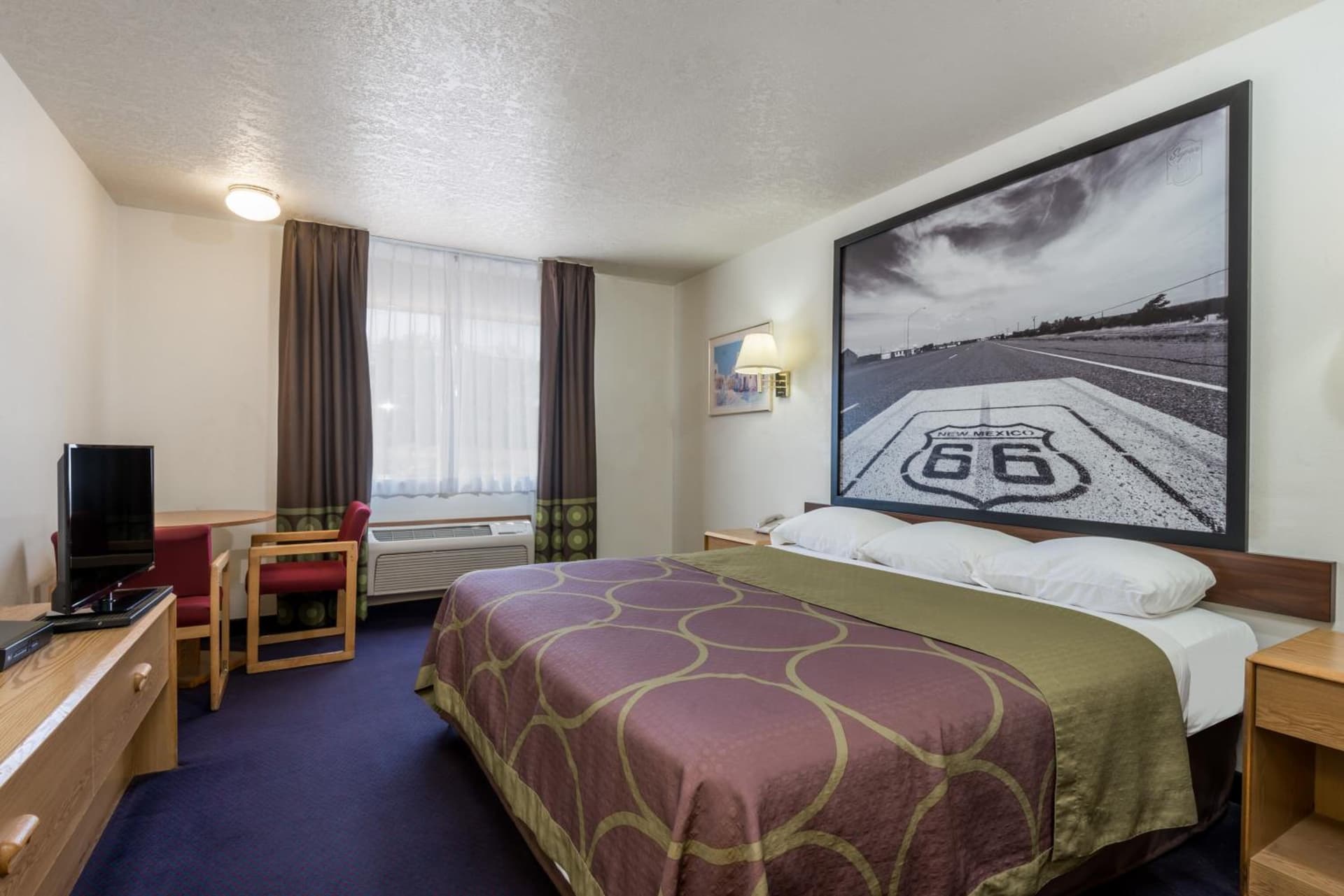 Super 8 by Wyndham Bernalillo gallery photo in Bernalillo, NM — image 16
