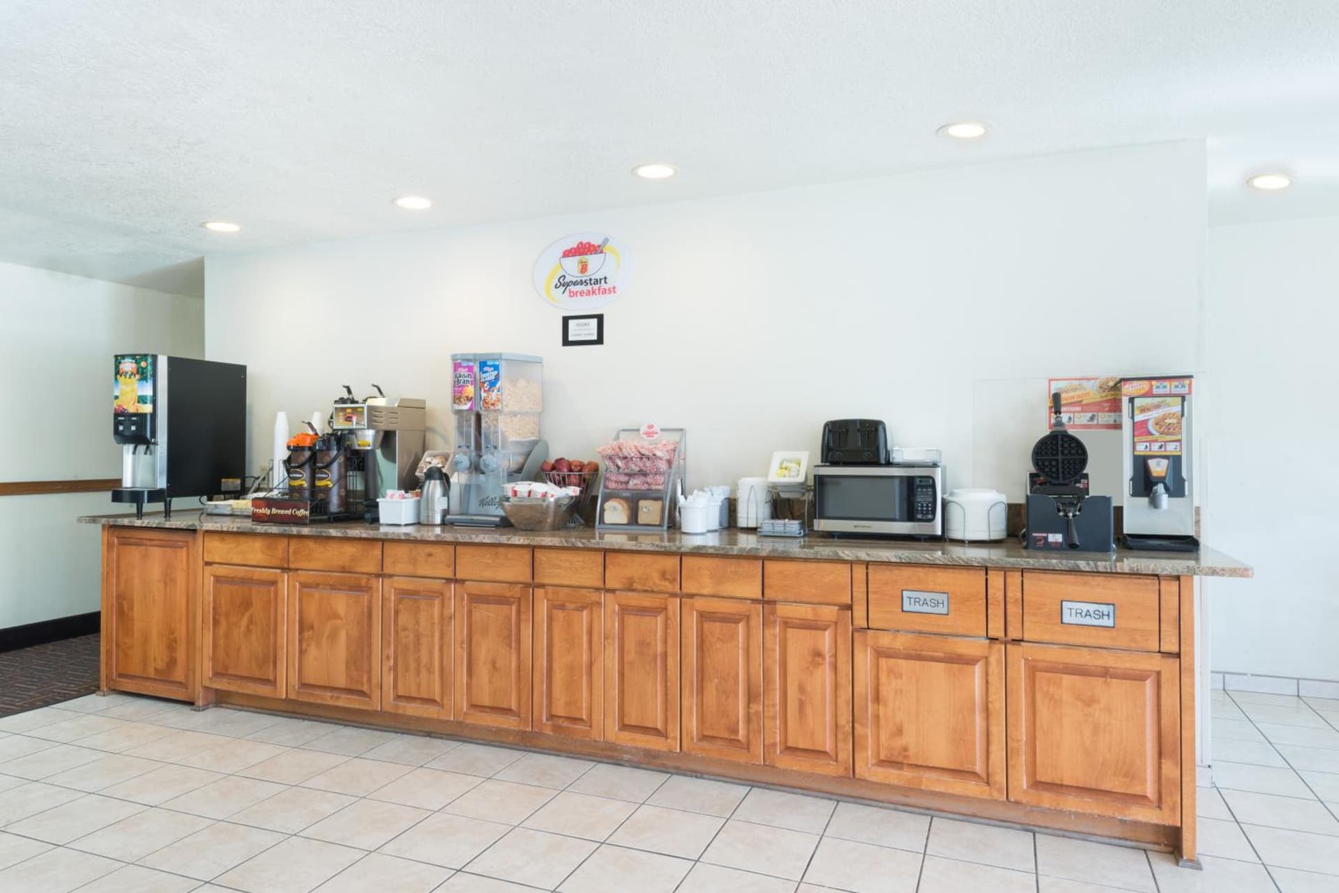 Super 8 by Wyndham Bernalillo gallery photo in Bernalillo, NM — image 21