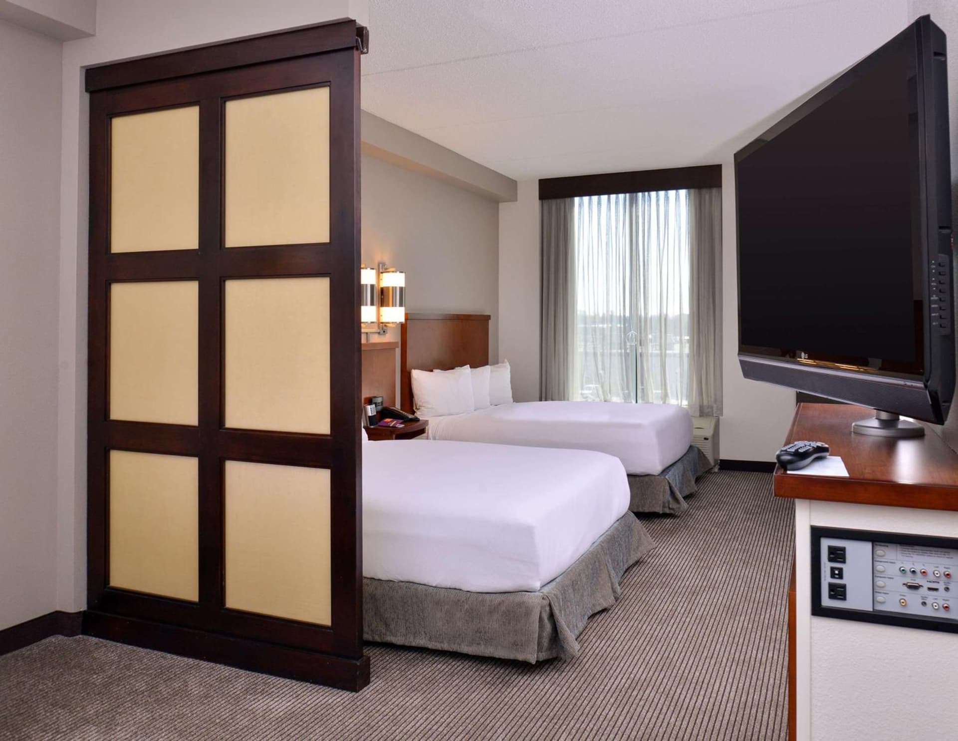 Hyatt Place Garden City gallery photo in Garden City, NY — image 10