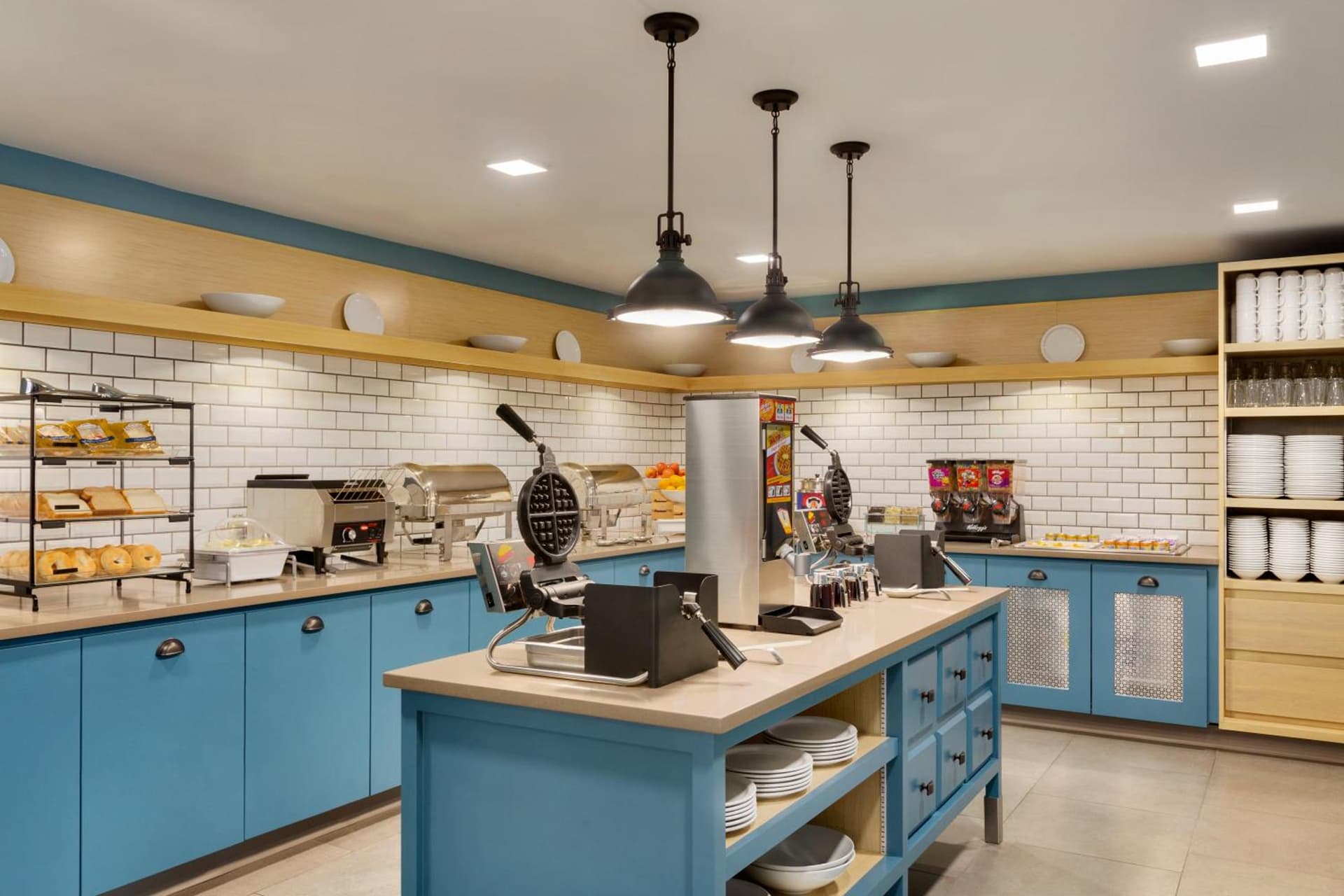 Country Inn & Suites by Radisson, Seattle-Tacoma International Airport, WA gallery photo in SeaTac, WA — image 4