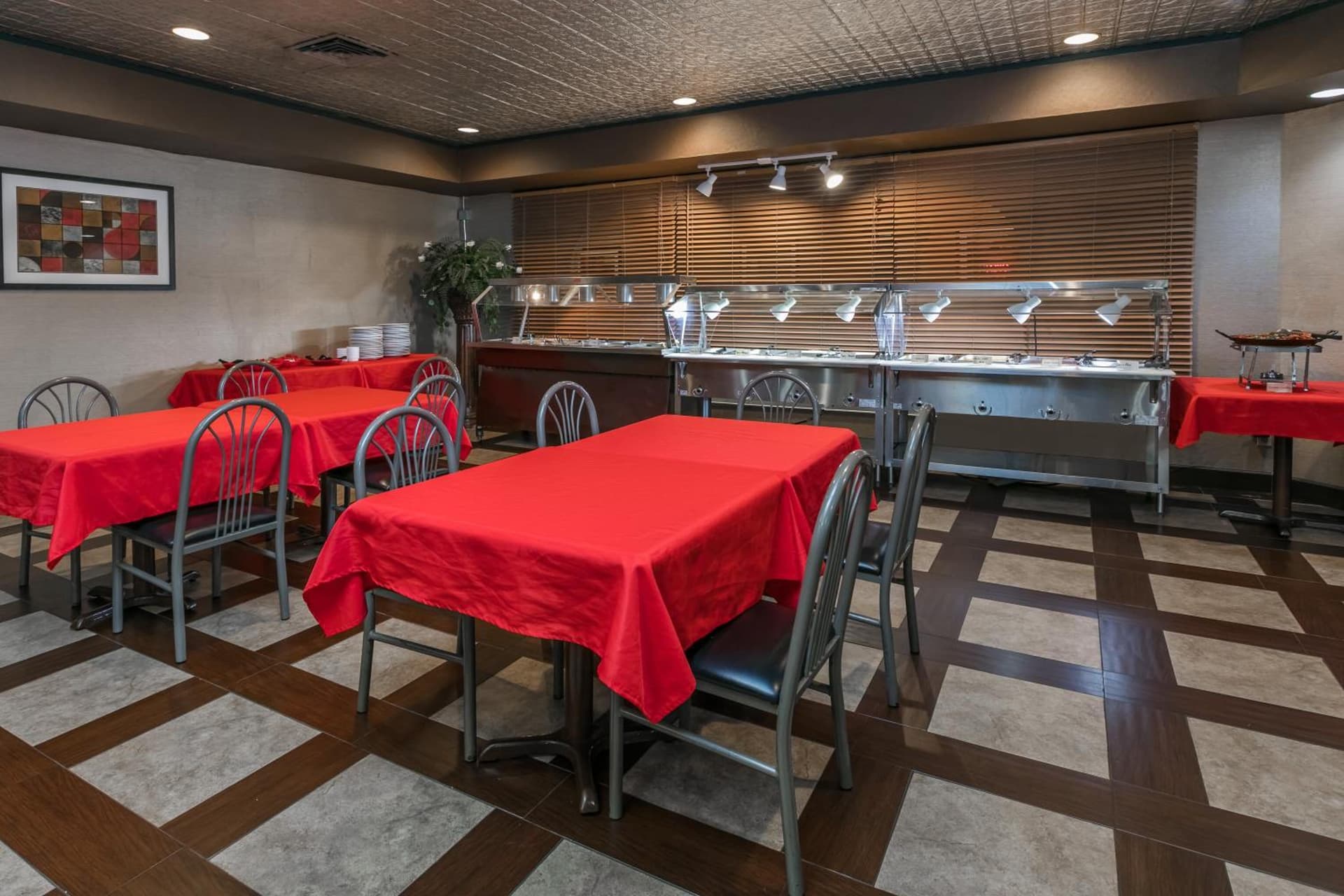 Ramada by Wyndham Odessa Near University of Texas Permian gallery photo in Odessa, TX — image 13