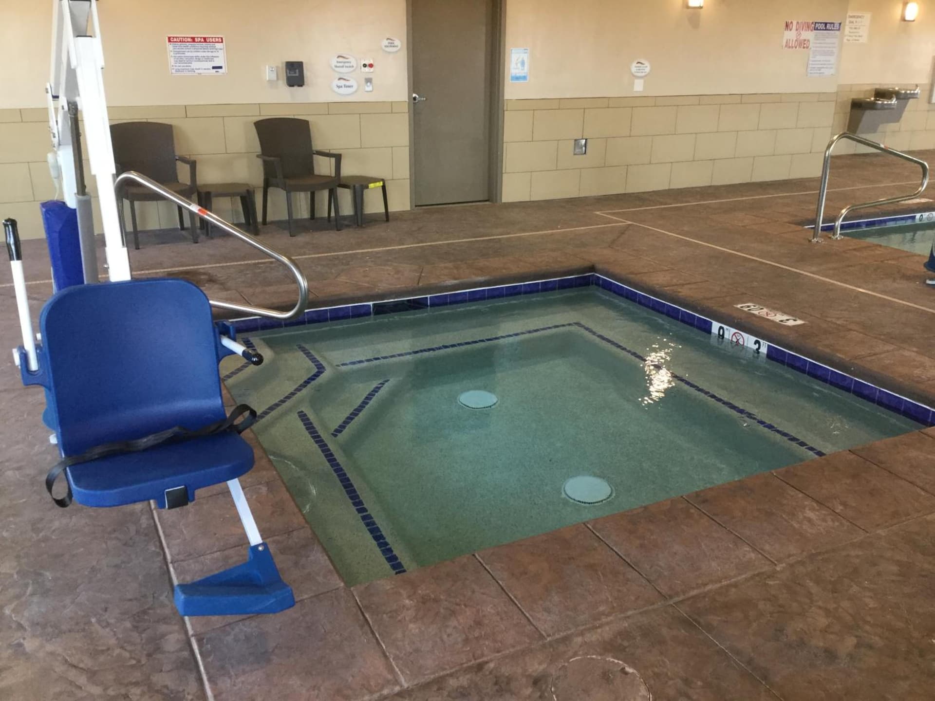 Garner by IHG Page at Lake Powell property views in Page, AZ — gallery photo 3