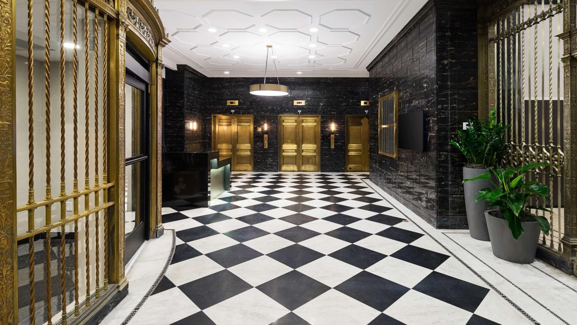Hyatt House Jersey City gallery photo in Jersey City, NJ — image 38