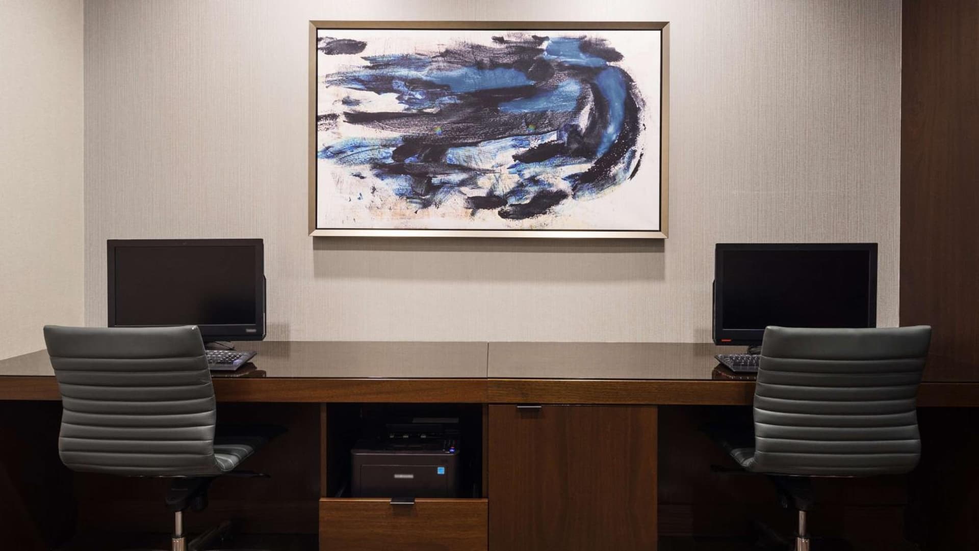 Hyatt House Jersey City gallery photo in Jersey City, NJ — image 9