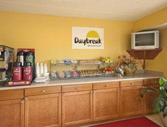 Days Inn by Wyndham Columbus Fairgrounds gallery photo in Columbus, OH — image 16