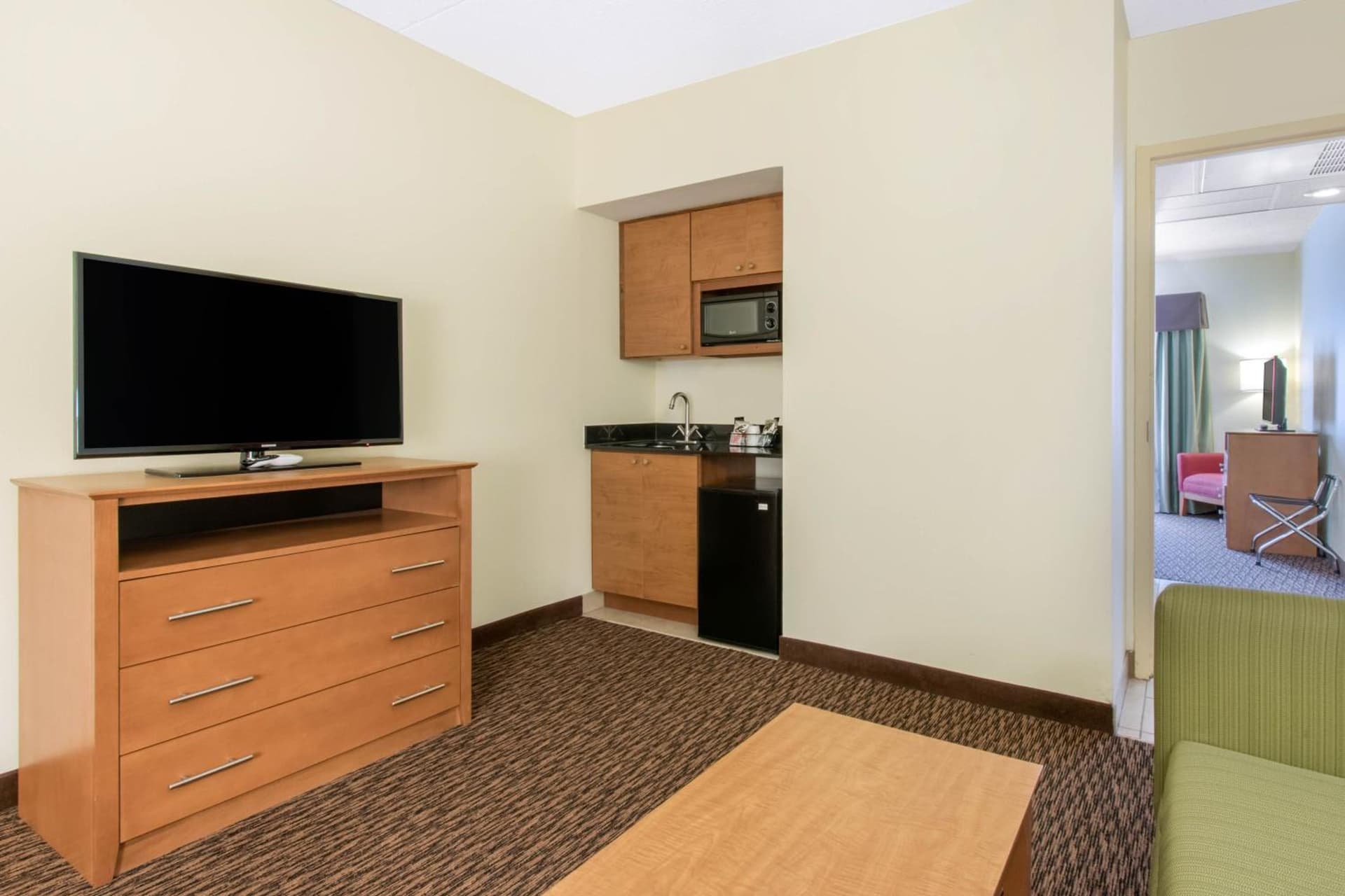 University Hotel & Suites Shippensburg, Trademark by Wyndham gallery photo in Shippensburg, PA — image 45