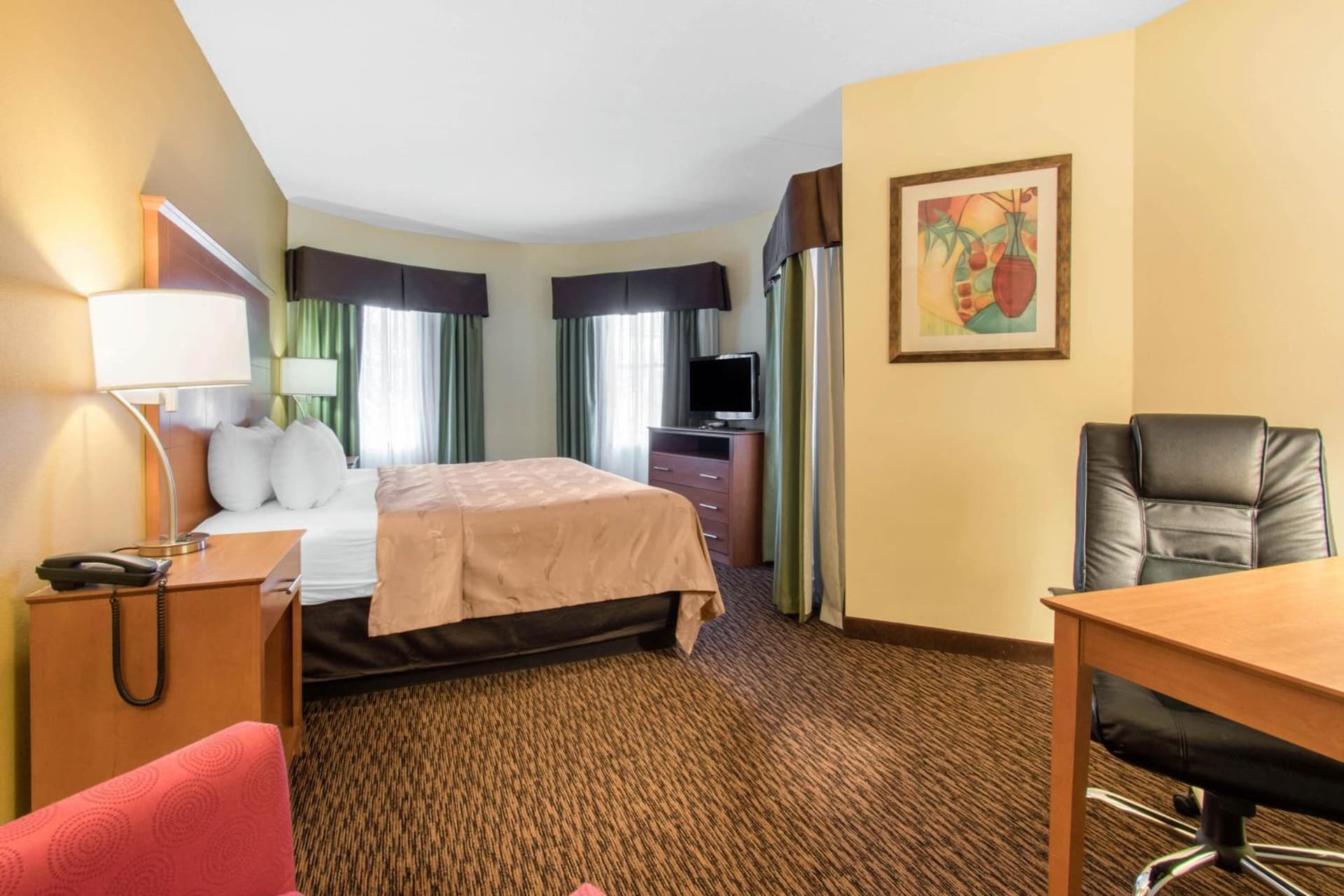 University Hotel & Suites Shippensburg, Trademark by Wyndham gallery photo in Shippensburg, PA — image 5