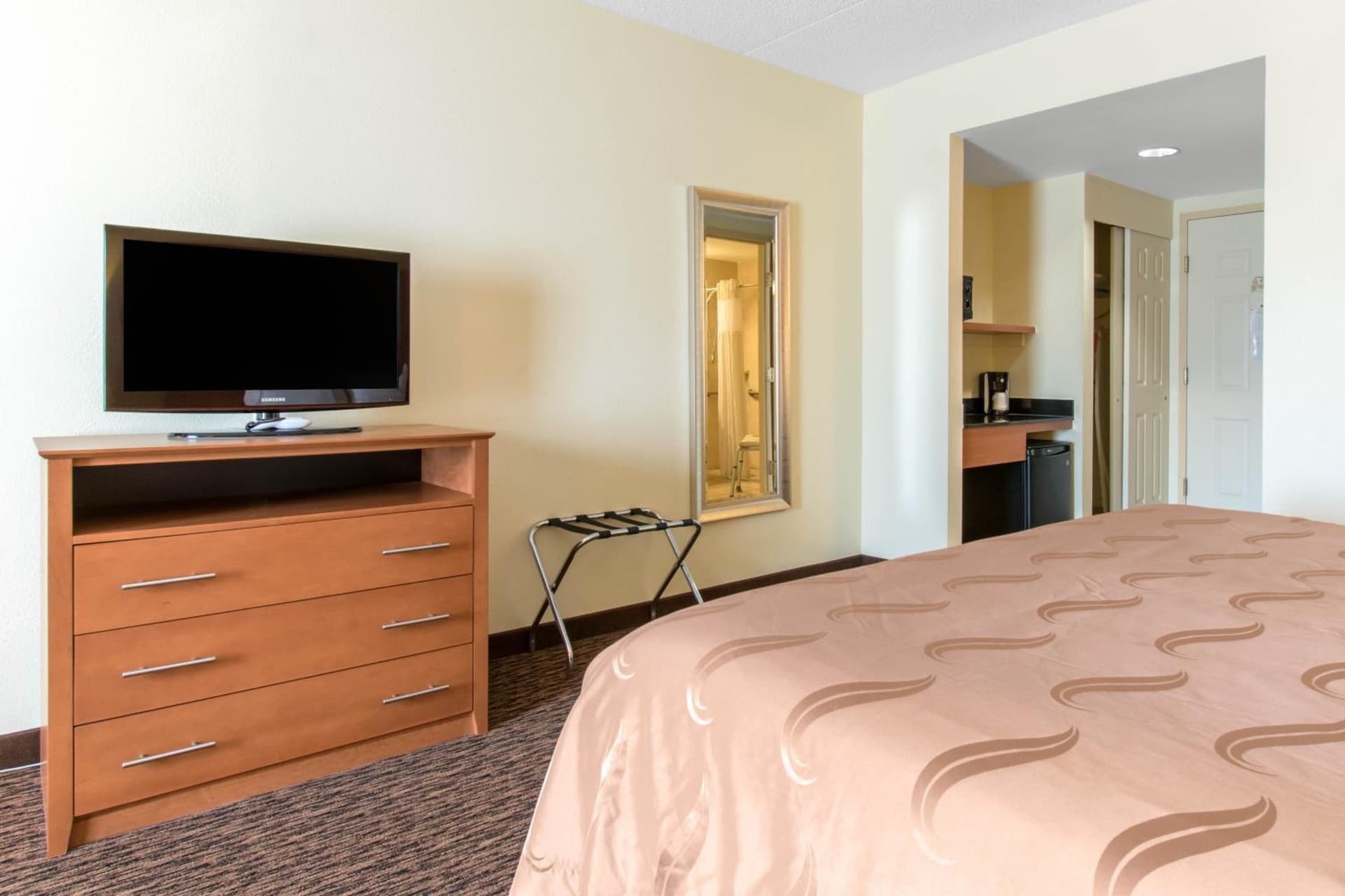 University Hotel & Suites Shippensburg, Trademark by Wyndham gallery photo in Shippensburg, PA — image 44