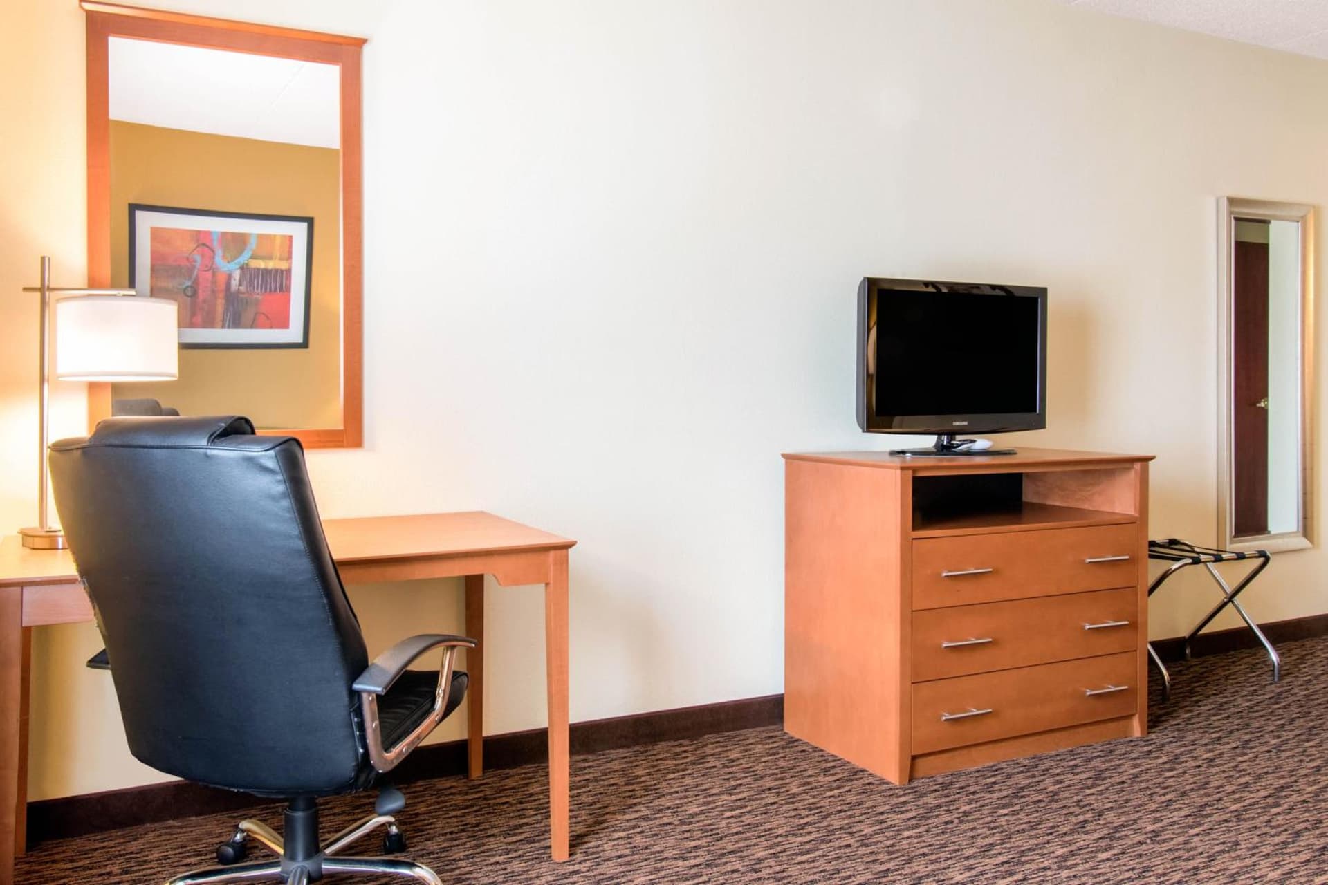 University Hotel & Suites Shippensburg, Trademark by Wyndham gallery photo in Shippensburg, PA — image 28