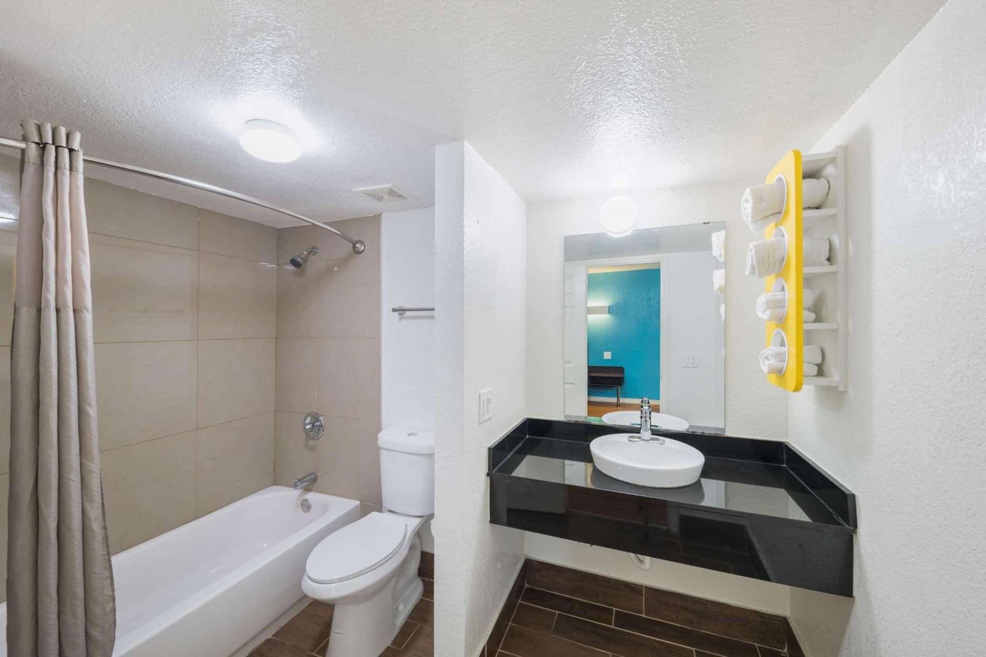 Motel 6-Grand Prairie, TX - Interstate 30 gallery photo in Grand Prairie, TX — image 24
