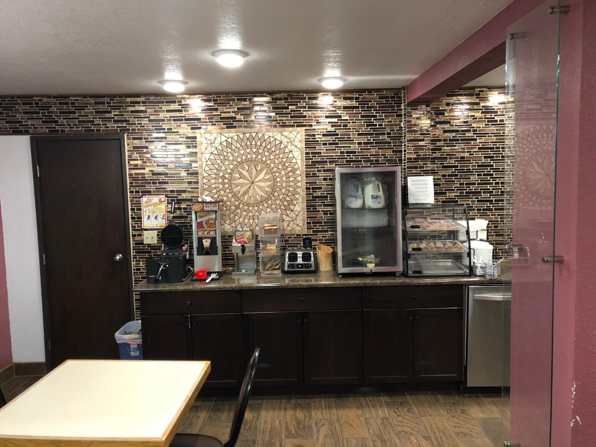 Americas Best Value Inn and Suites Sidney property views in Sidney, NE — gallery photo 3
