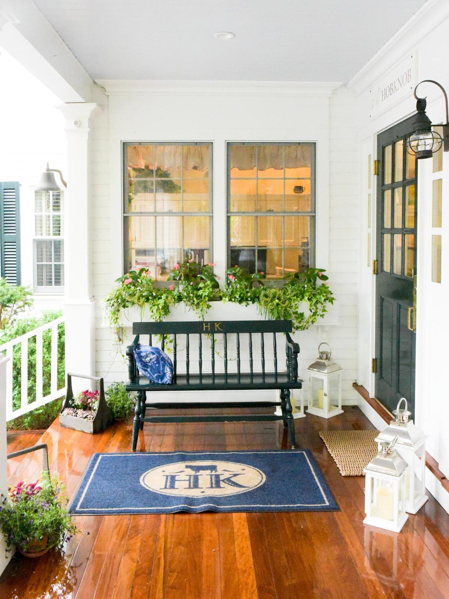 Hob Knob gallery photo in Edgartown — image 4