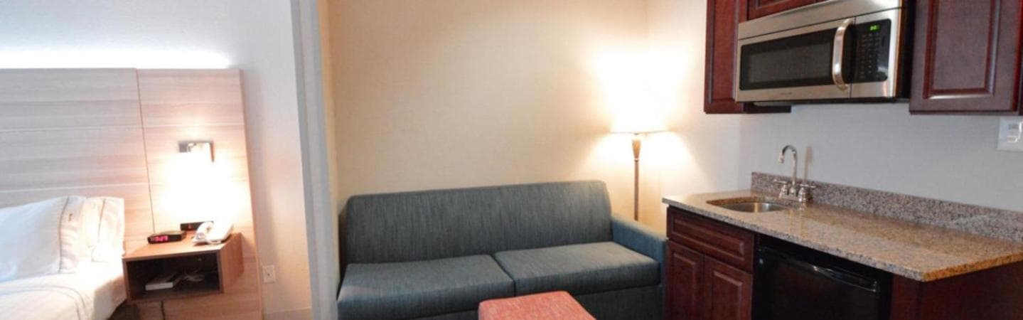 Holiday Inn Express Toledo-Oregon by IHG property views in Oregon, OH — gallery photo 3