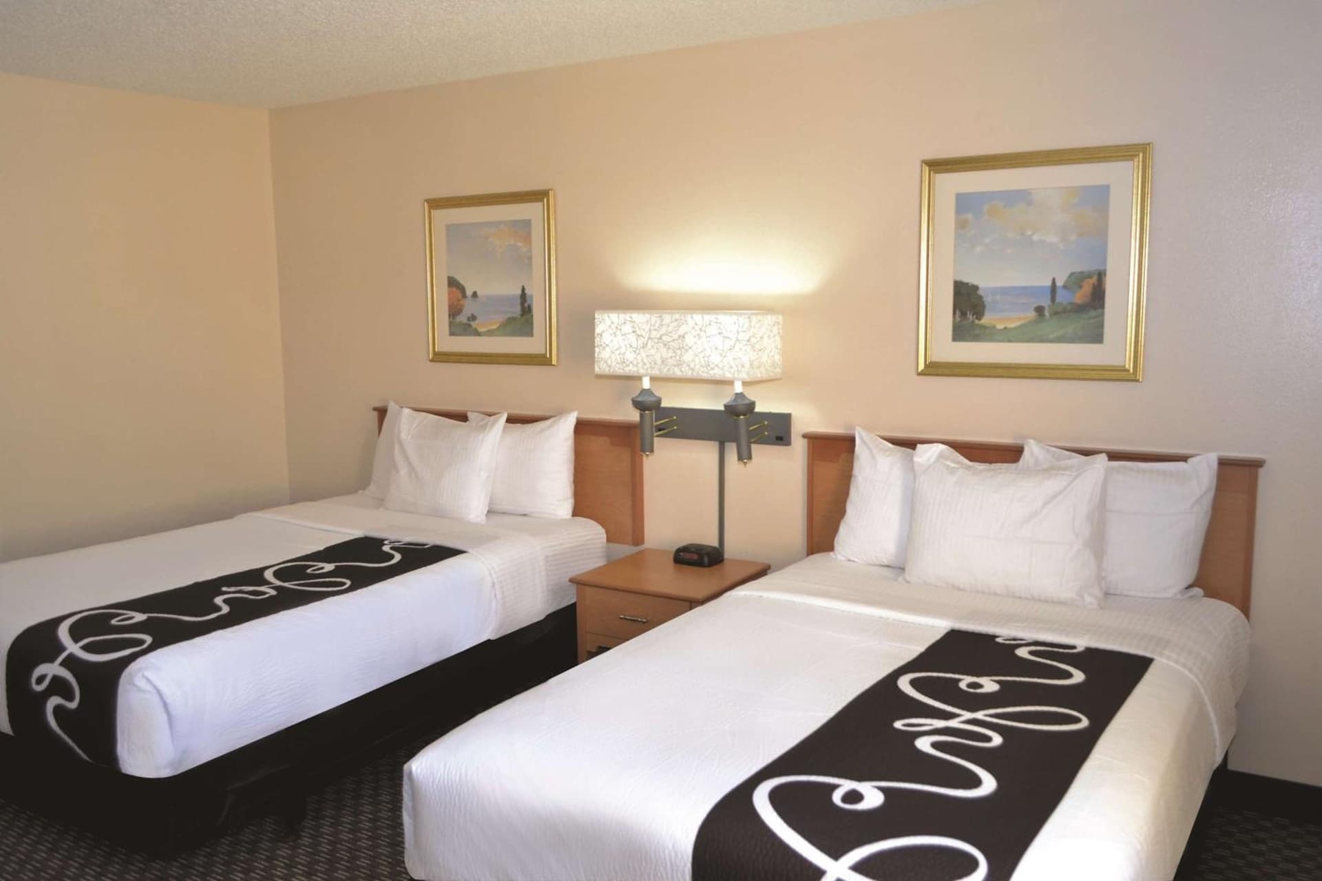La Quinta by Wyndham Tampa Fairgrounds - Casino gallery photo in Tampa, FL — image 6