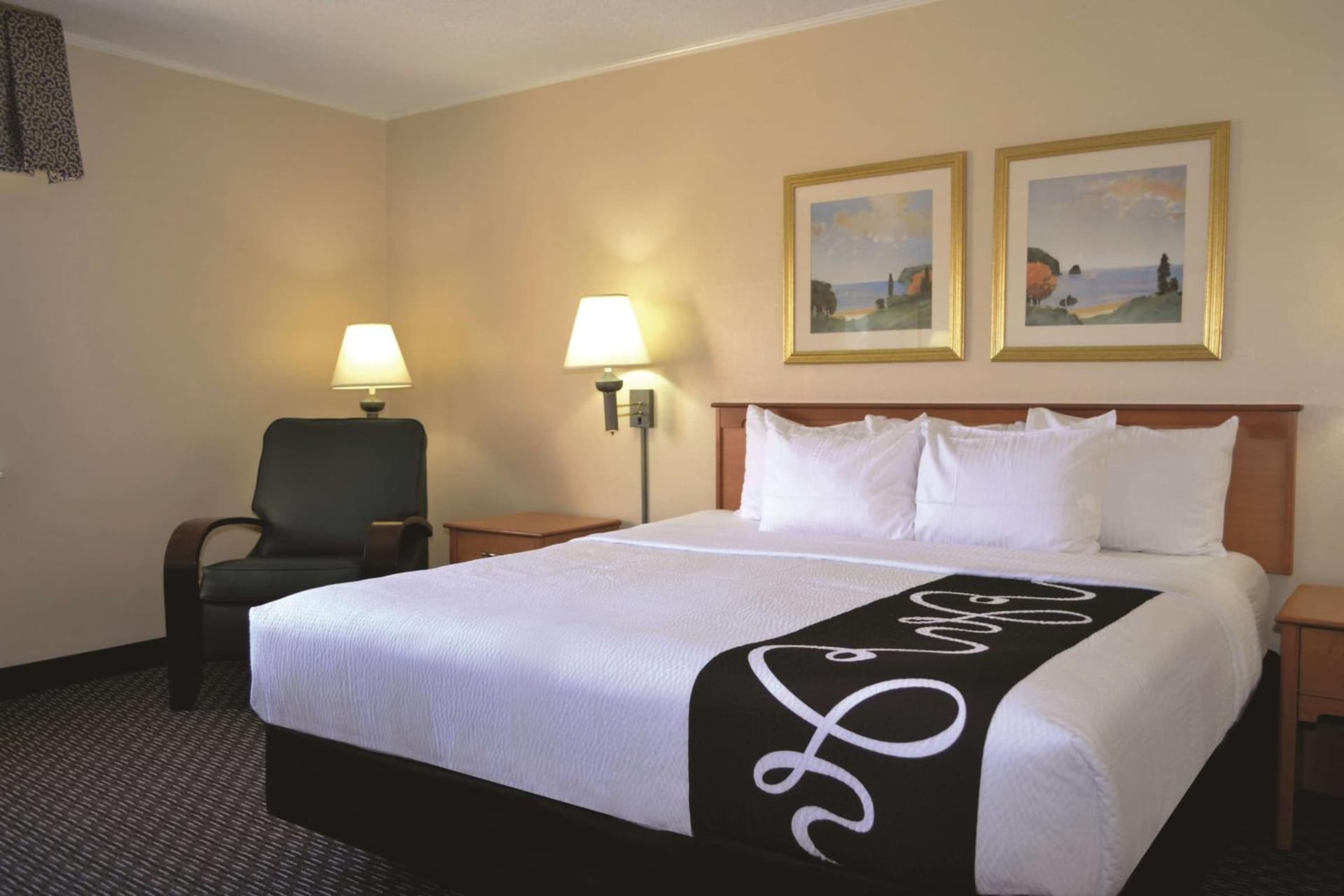 La Quinta by Wyndham Tampa Fairgrounds - Casino gallery photo in Tampa, FL — image 36
