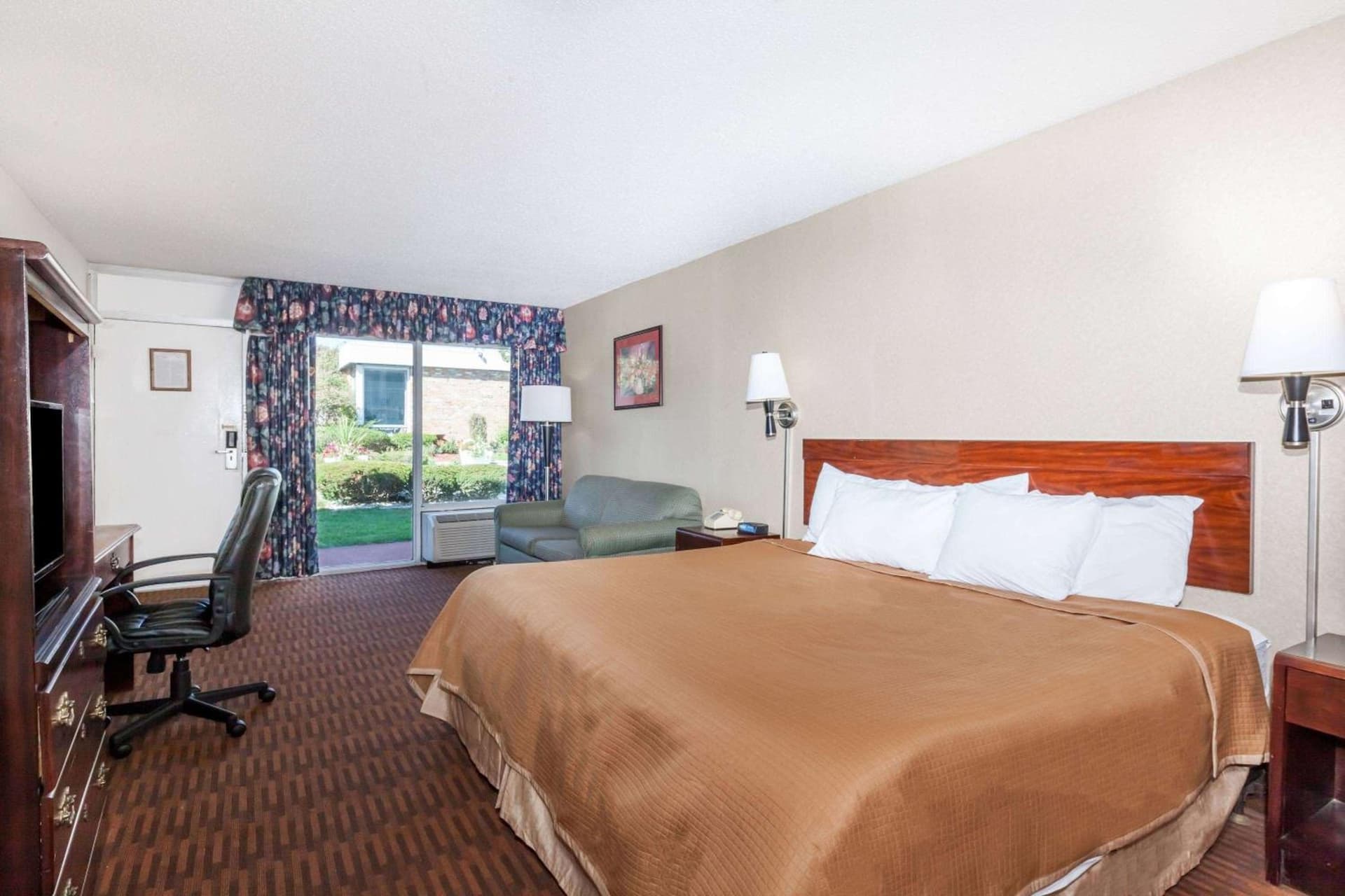 Howard Johnson by Wyndham Albany gallery photo in Albany, NY — image 9