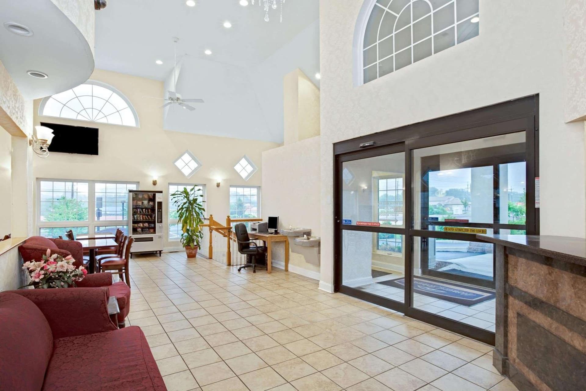 Howard Johnson by Wyndham Blackwood Near Philadelphia property views in Blackwood, NJ — gallery photo 3