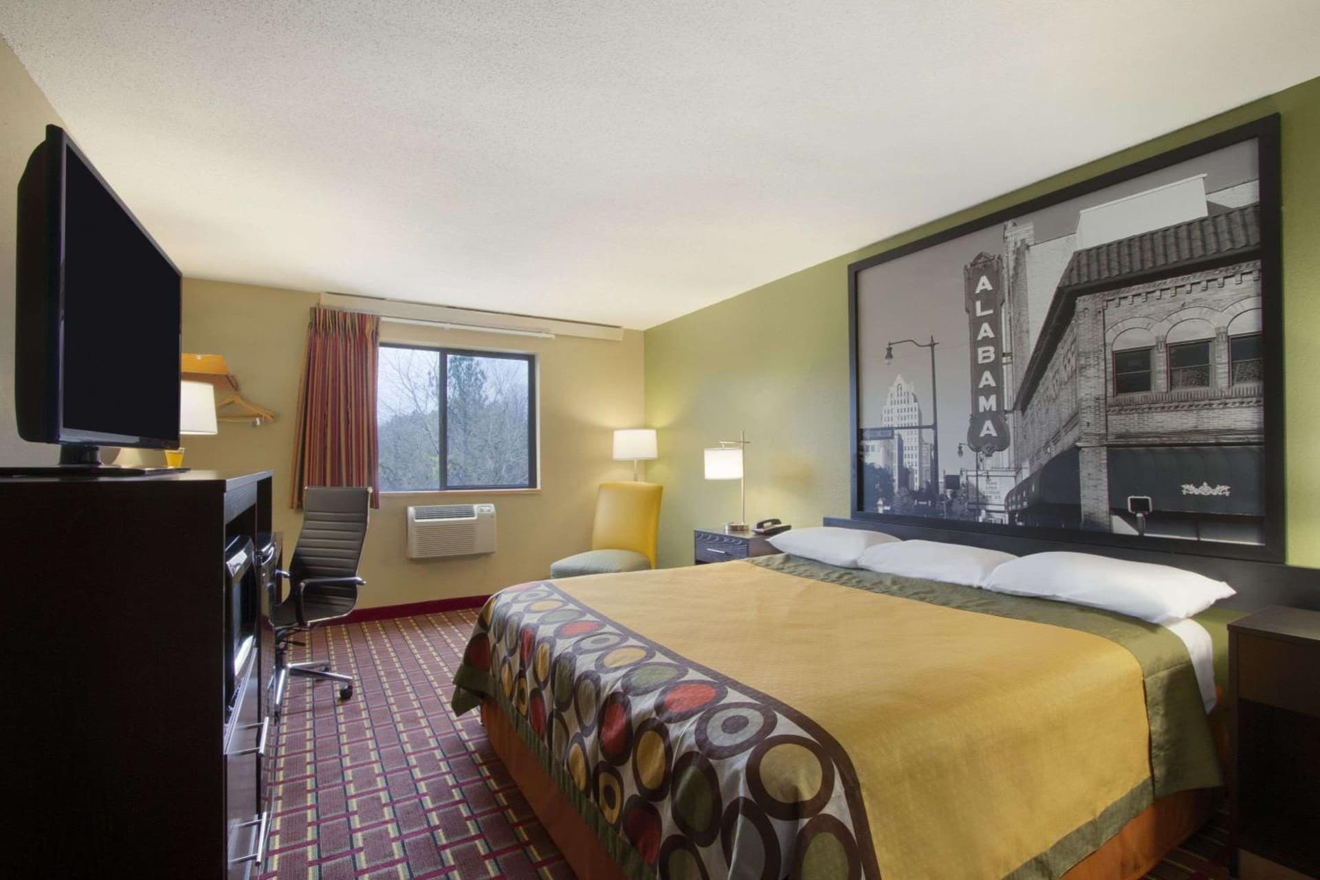 Super 8 by Wyndham Homewood Birmingham Area gallery photo in Birmingham, AL — image 8