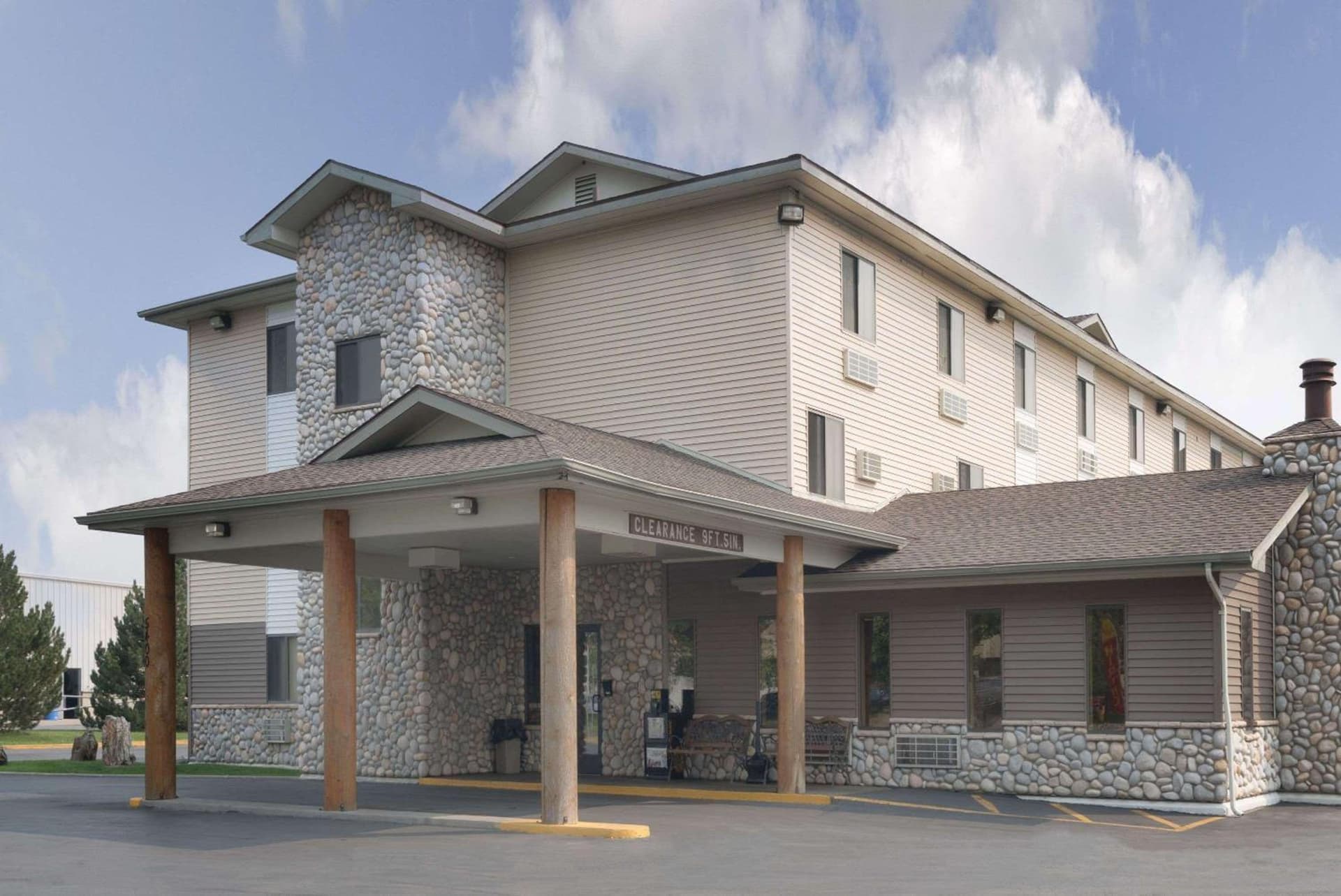 Super 8 by Wyndham Billings gallery photo in Billings, MT — image 19