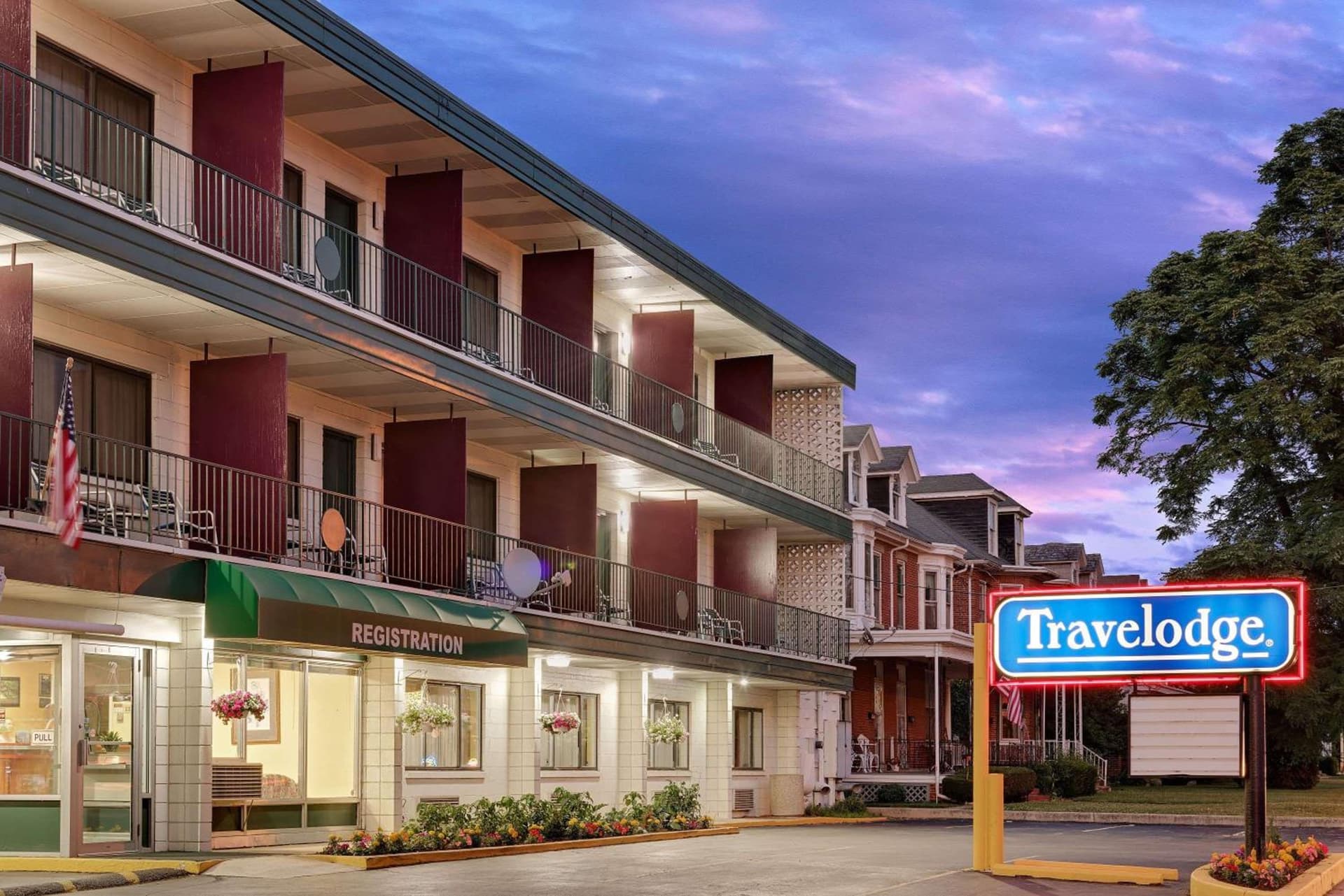 Travelodge by Wyndham Chambersburg featured exterior or lobby in Chambersburg, PA — similar hotel