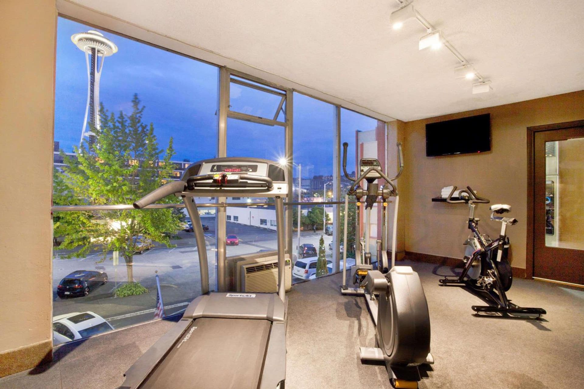 Travelodge by Wyndham Seattle By The Space Needle gallery photo in Seattle, WA — image 17